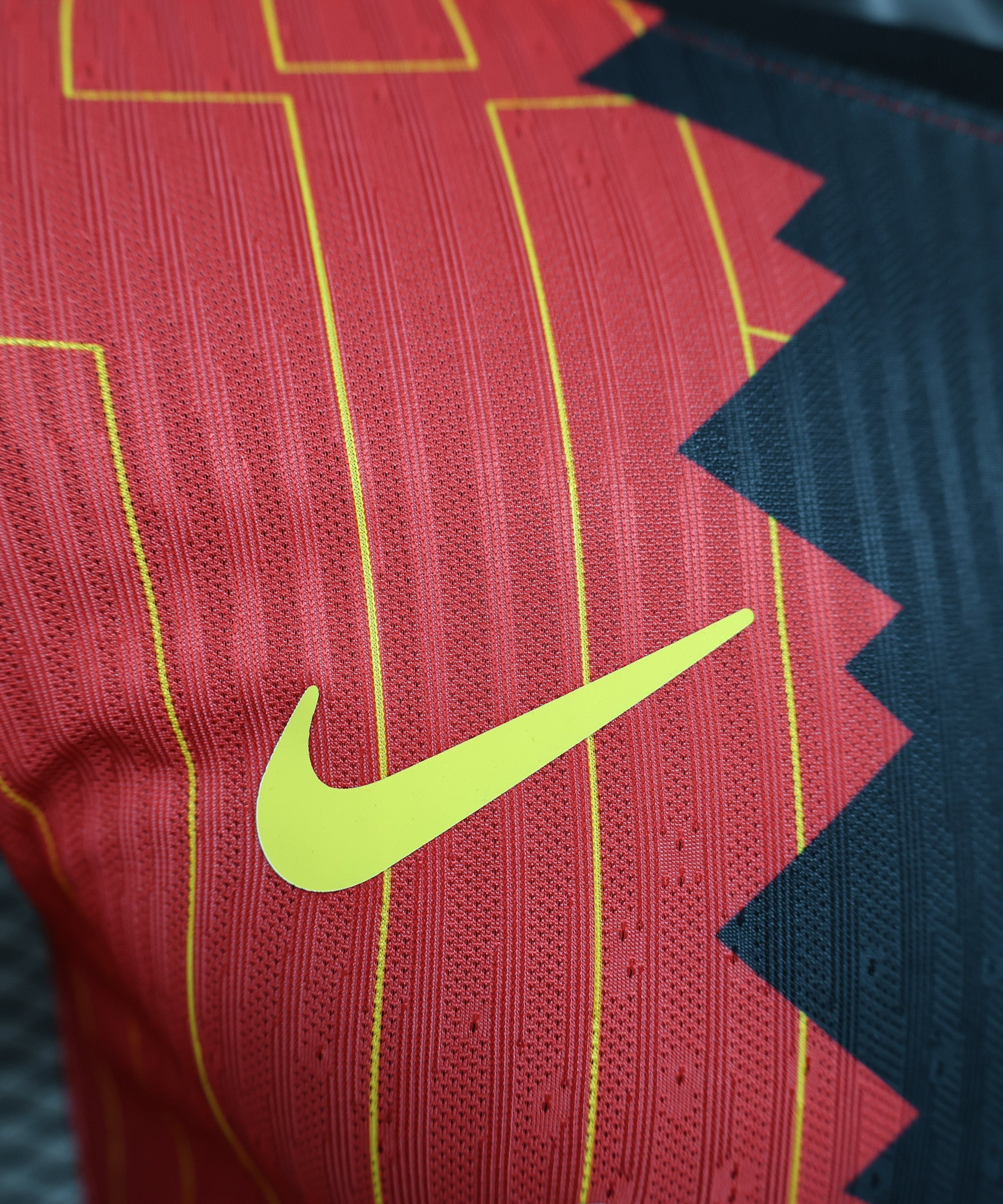 Liverpool "Dreifarbiger Blitz" Spezial-Kit