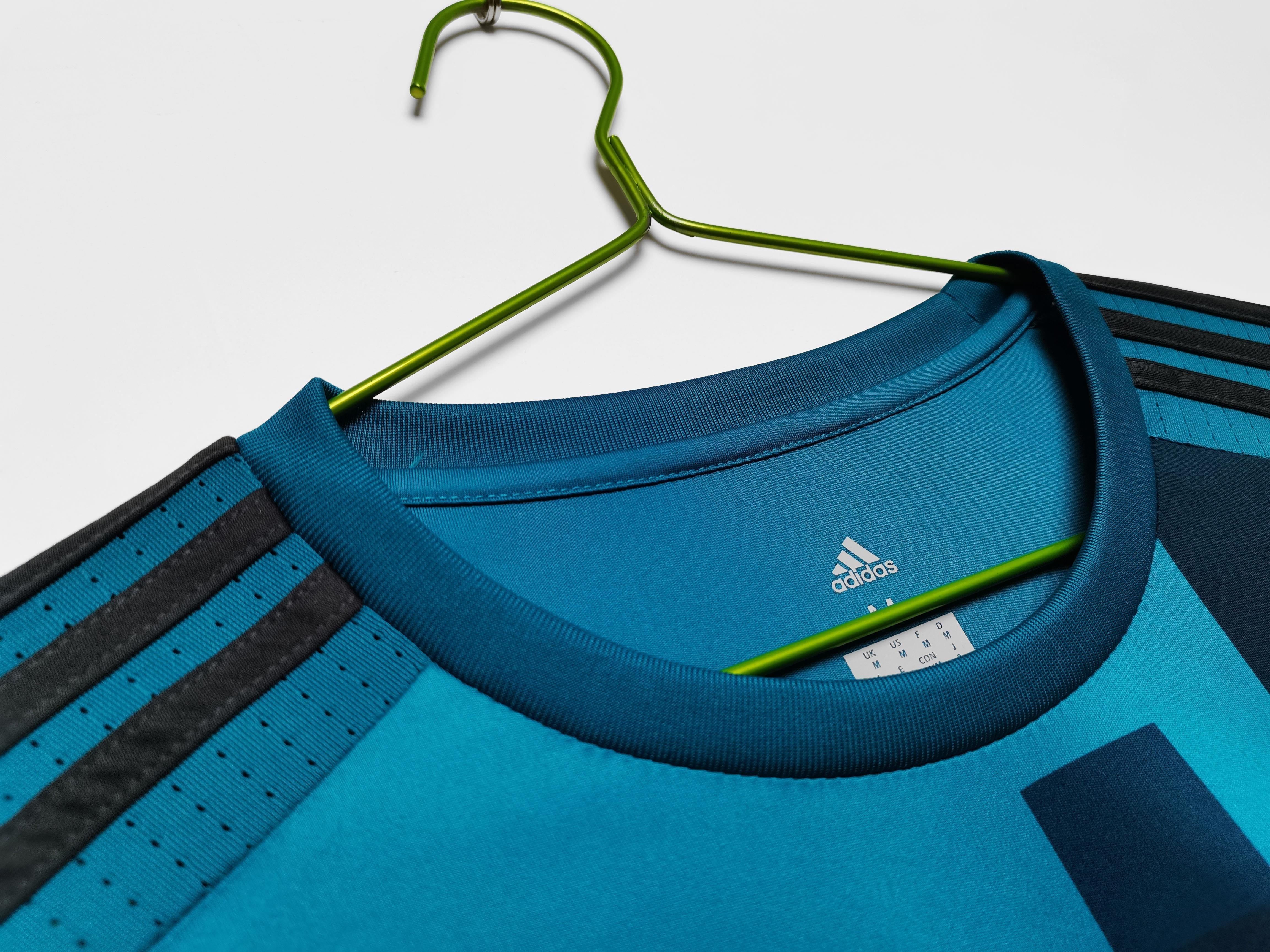 Real Madrid 2017-2018 Long Sleeve Away Kit