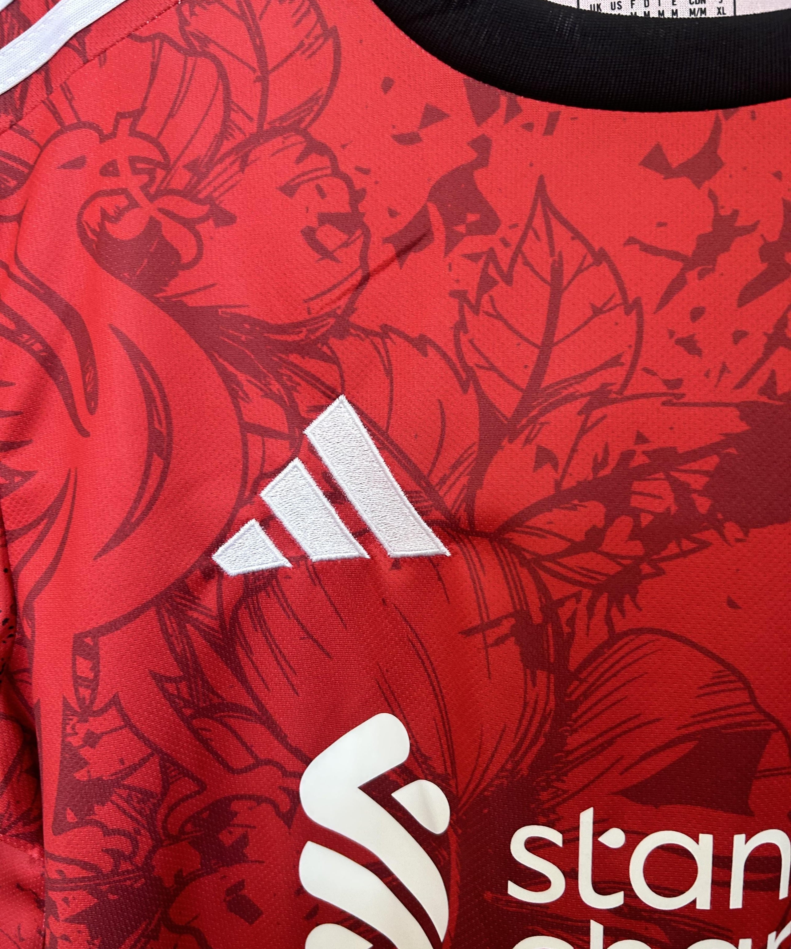 Liverpool "Crimson Talon" Special Kit