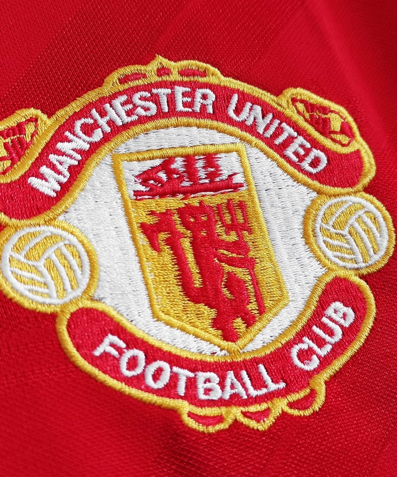 Manchester United 1986-1987 Home Kit