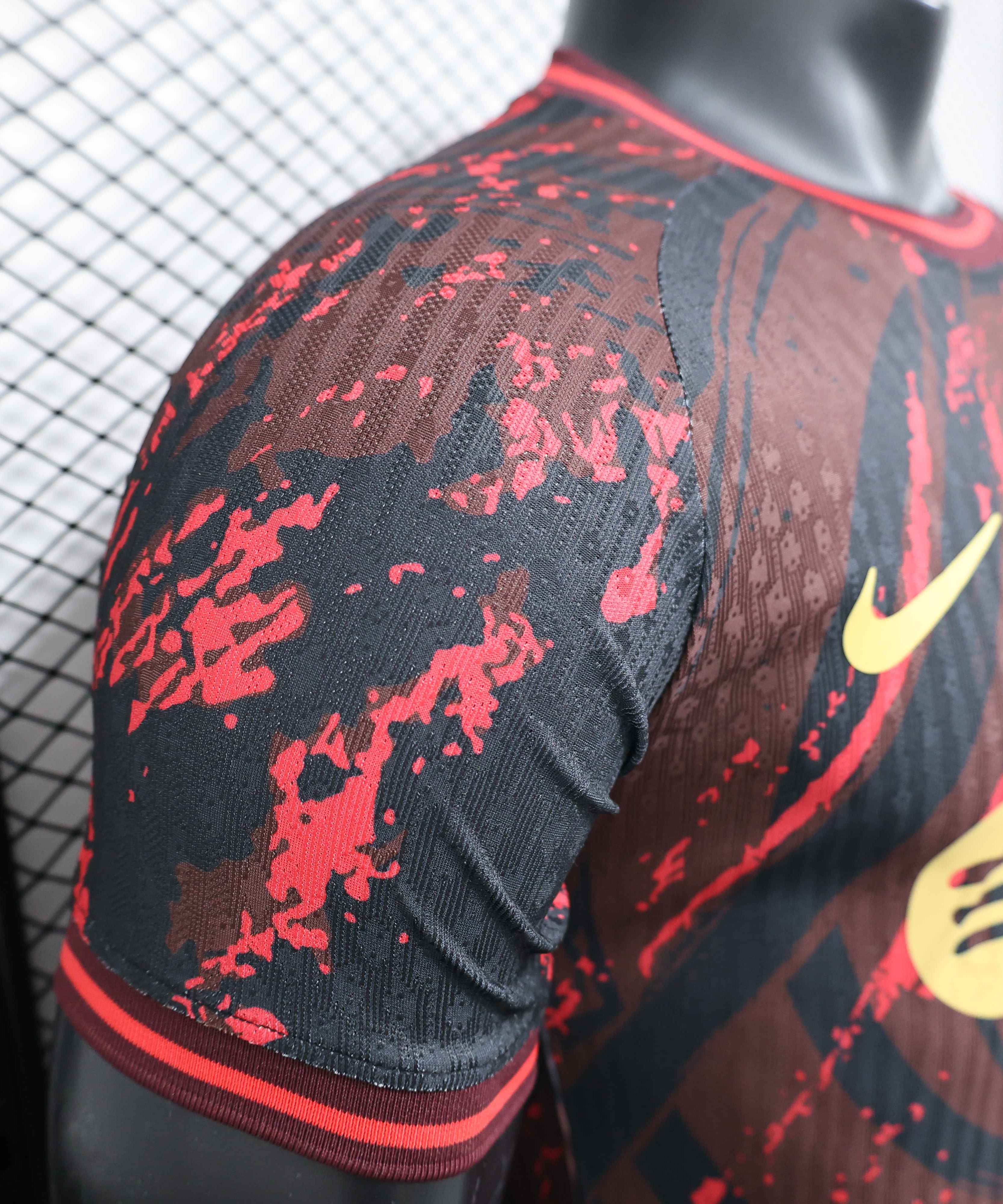 Barcelona "Red root" Special Edition