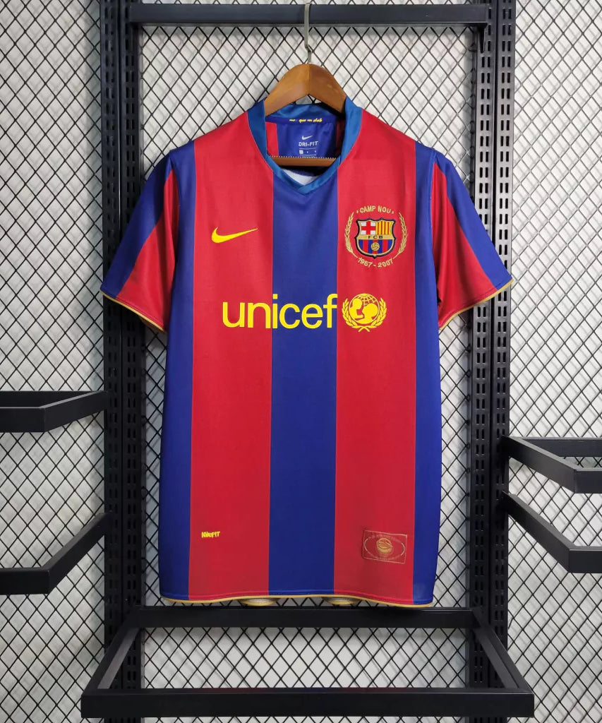طقم برشلونة الأساسي لموسم 2007-2008