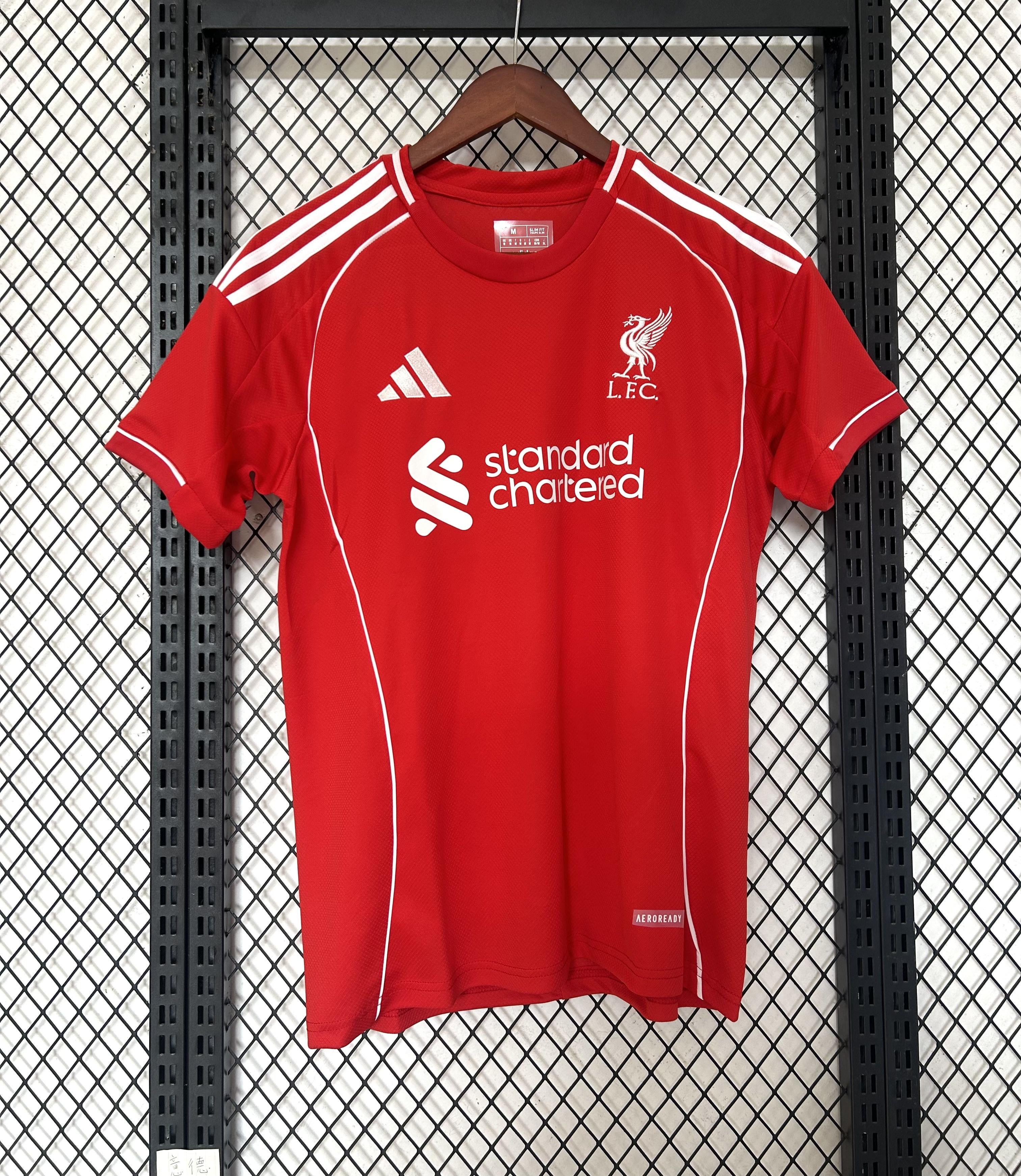 Liverpool 2025-2026 Heim Kit