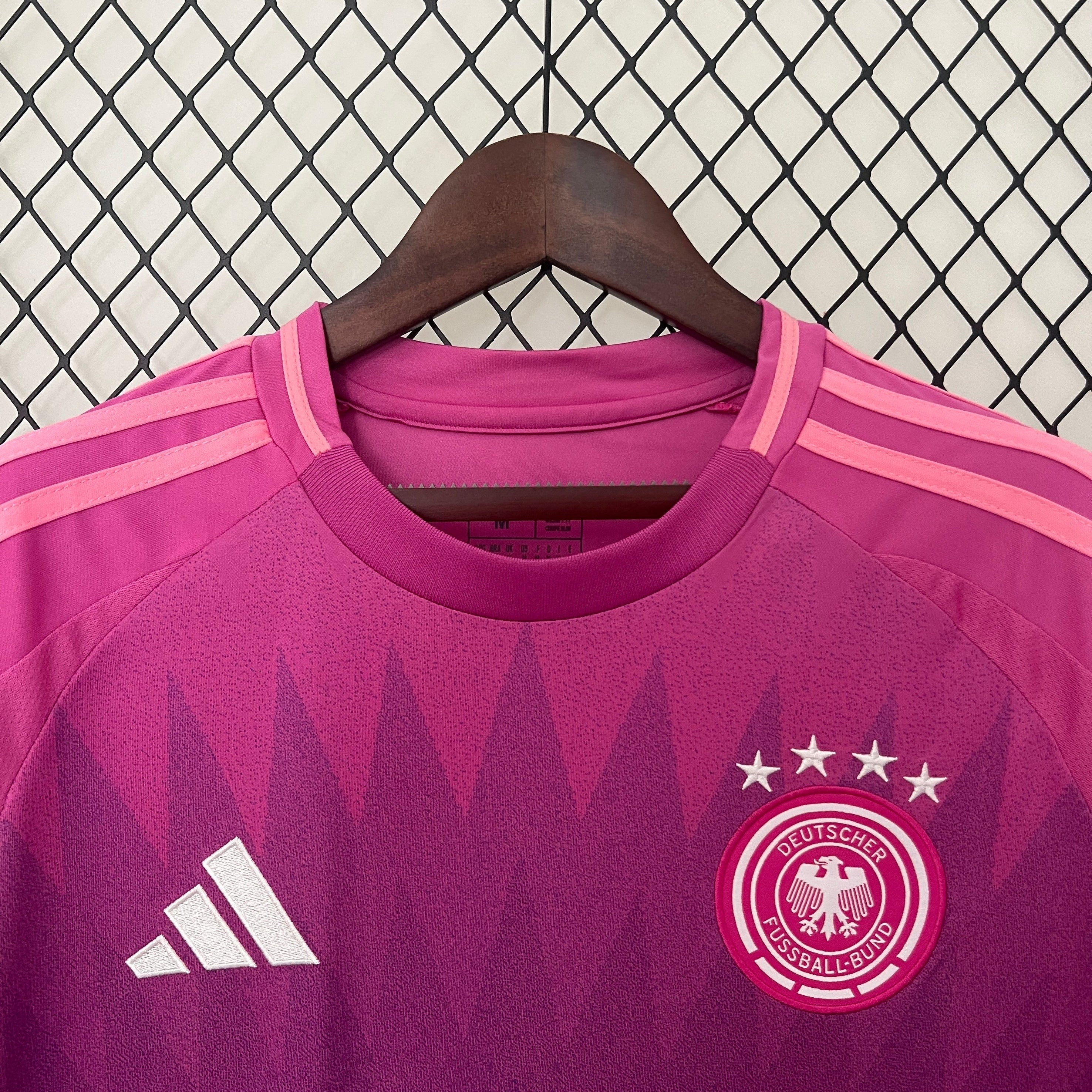 Duitsland 2024 uittenue