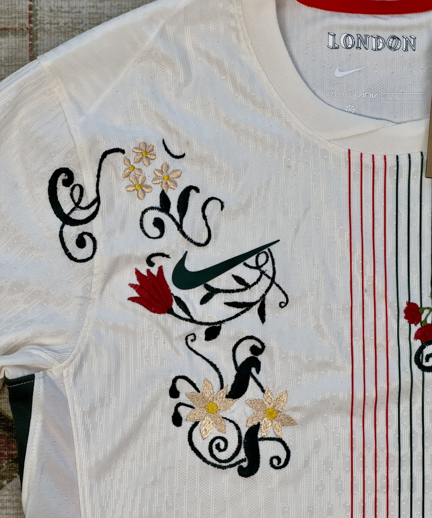 قميص تشيلسي المطرز لموسم 2023/2024