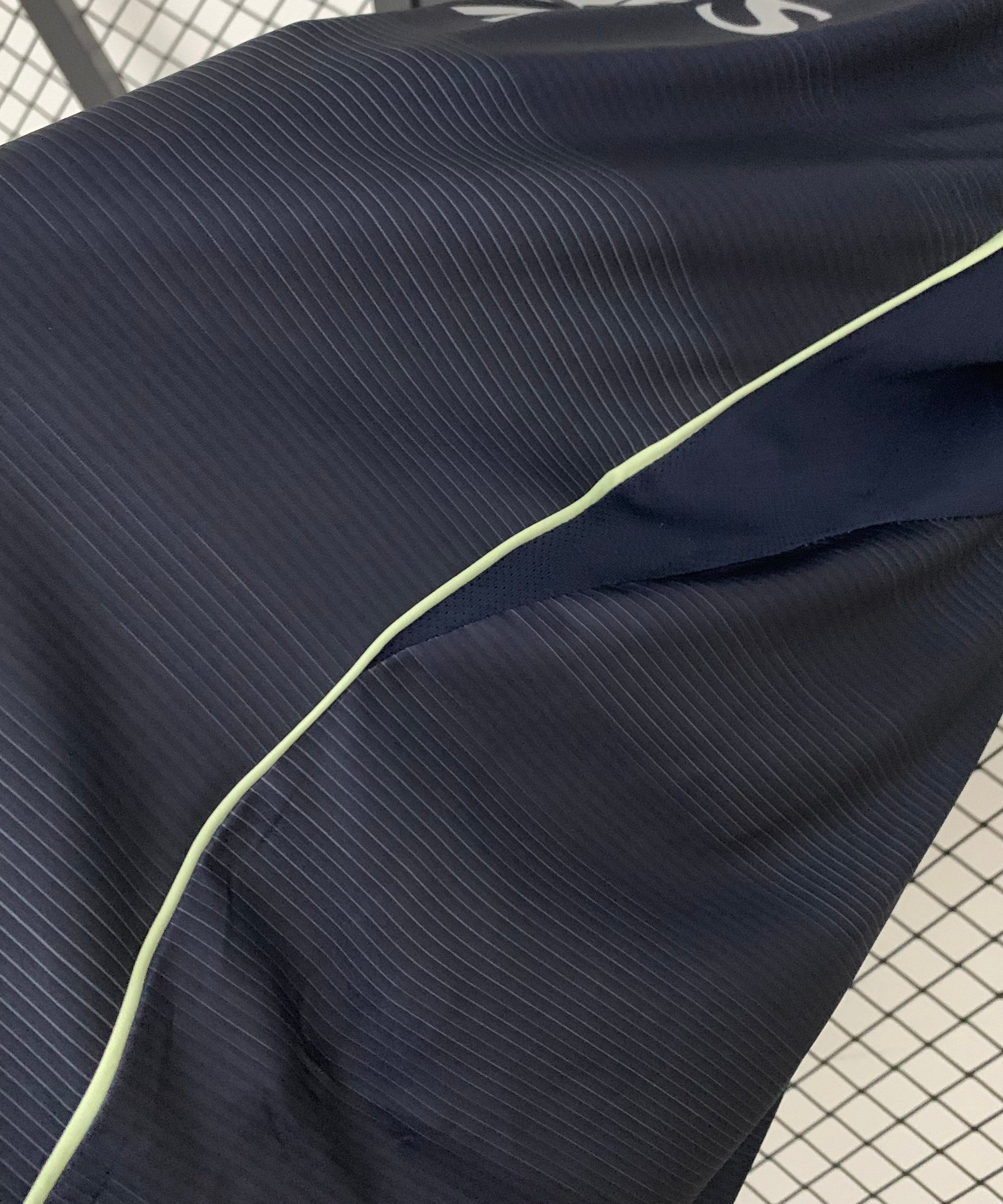 قميص ريال مدريد الاحتياطي لموسم 25-26