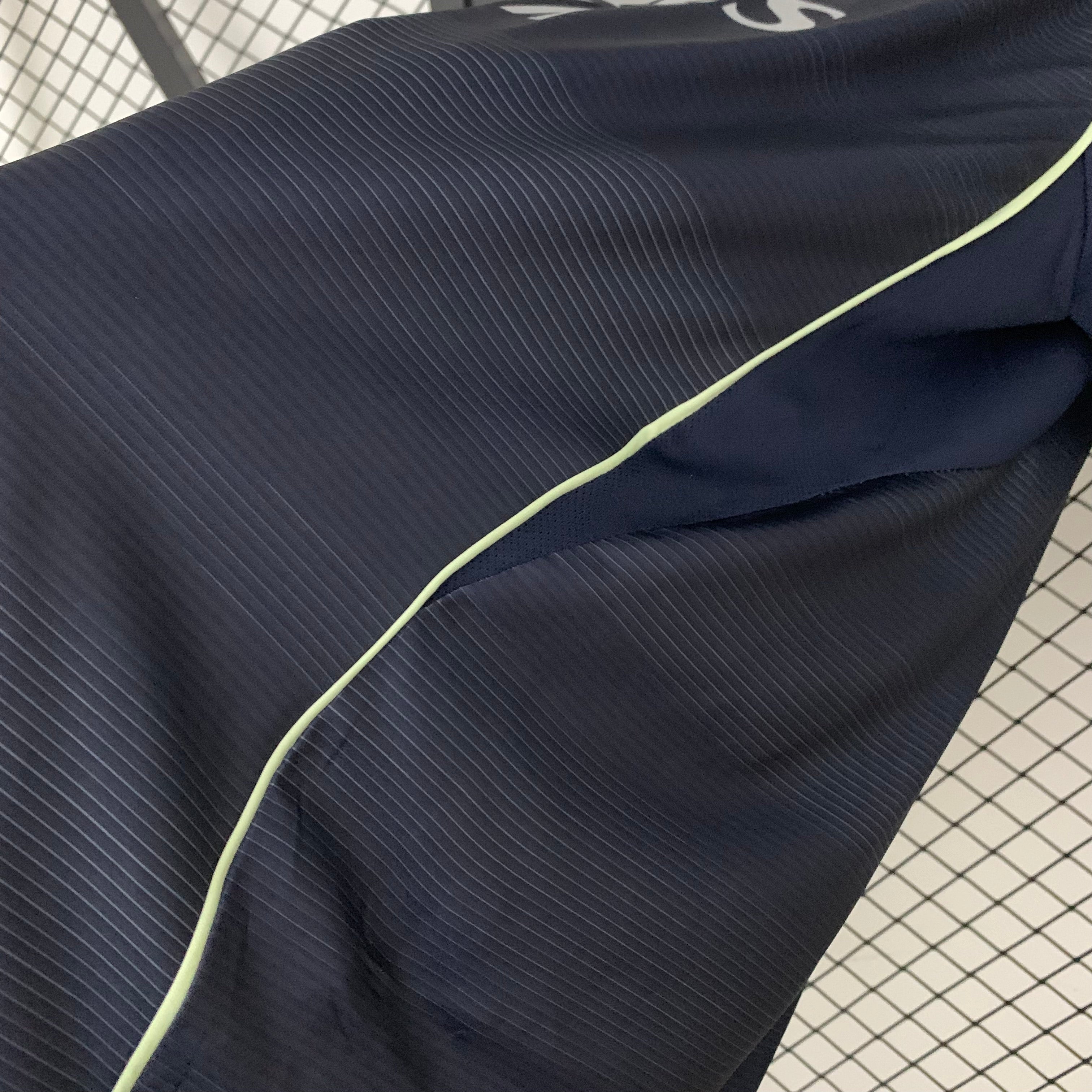 قميص ريال مدريد الاحتياطي لموسم 25-26