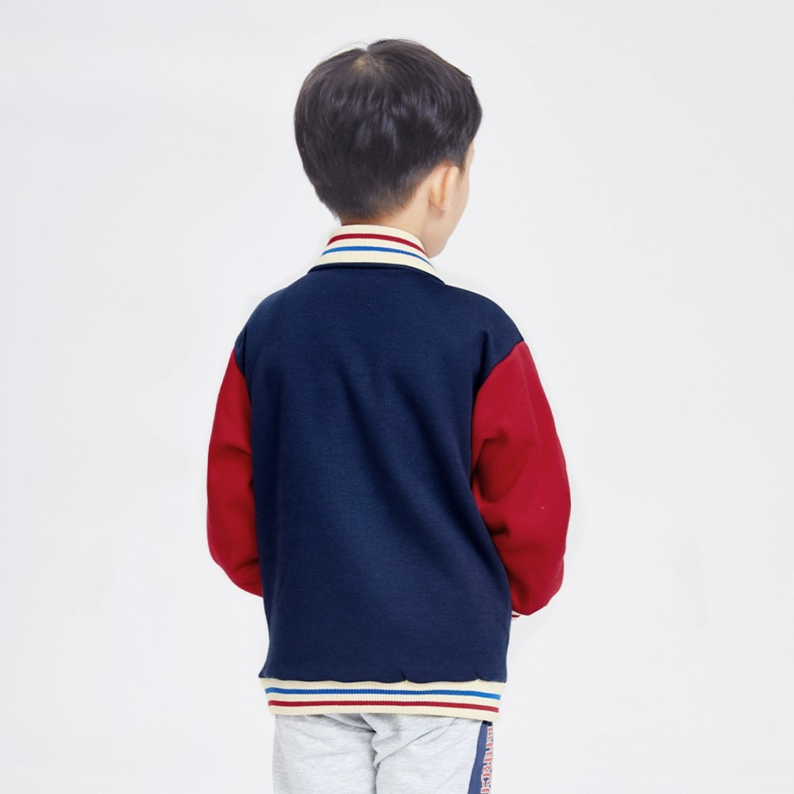 جاكيت أطفال نادي برشلونة