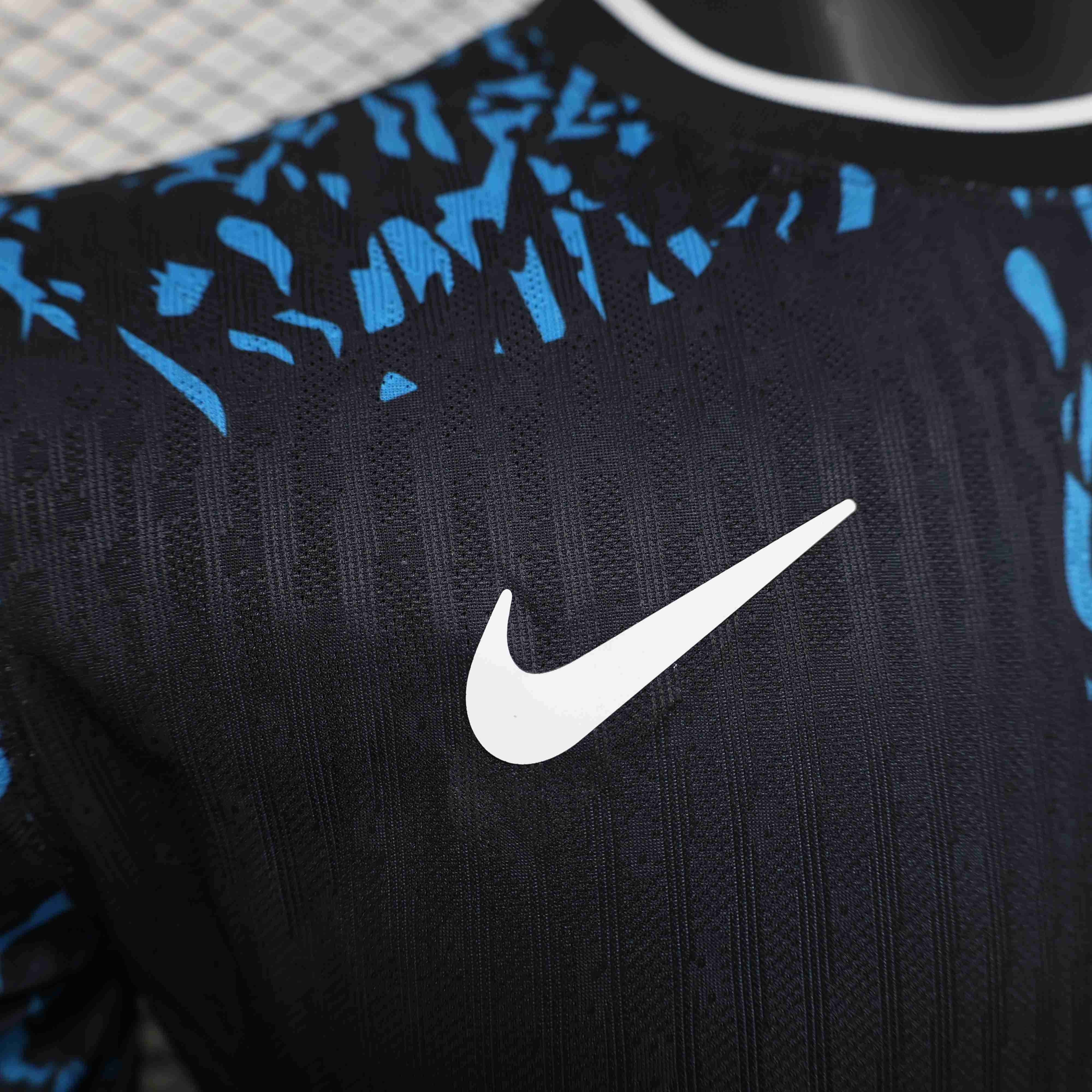 Barcelona "Blue Lion" Special