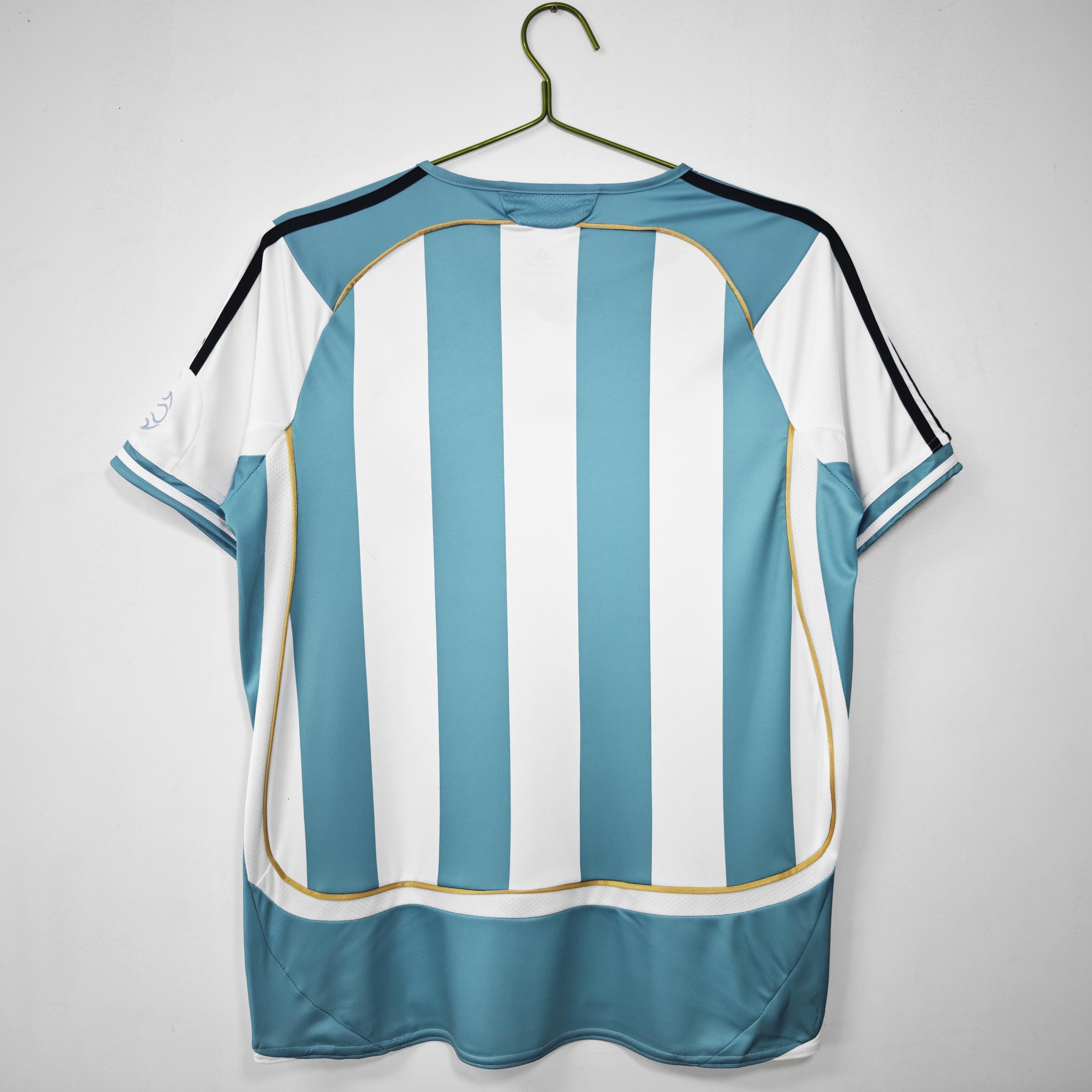 Equipación local Argentina 2006-2007