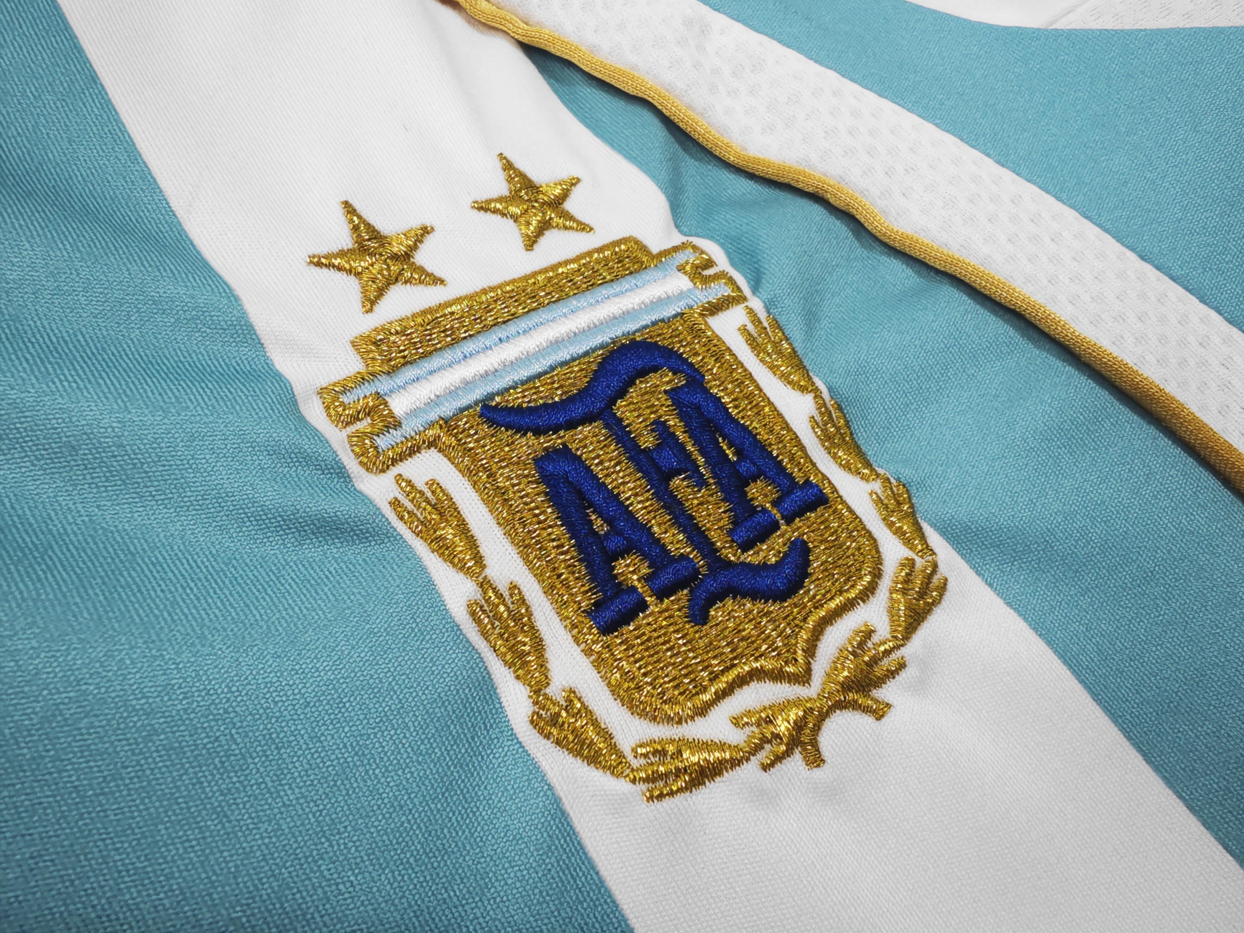 Equipación local Argentina 2006-2007
