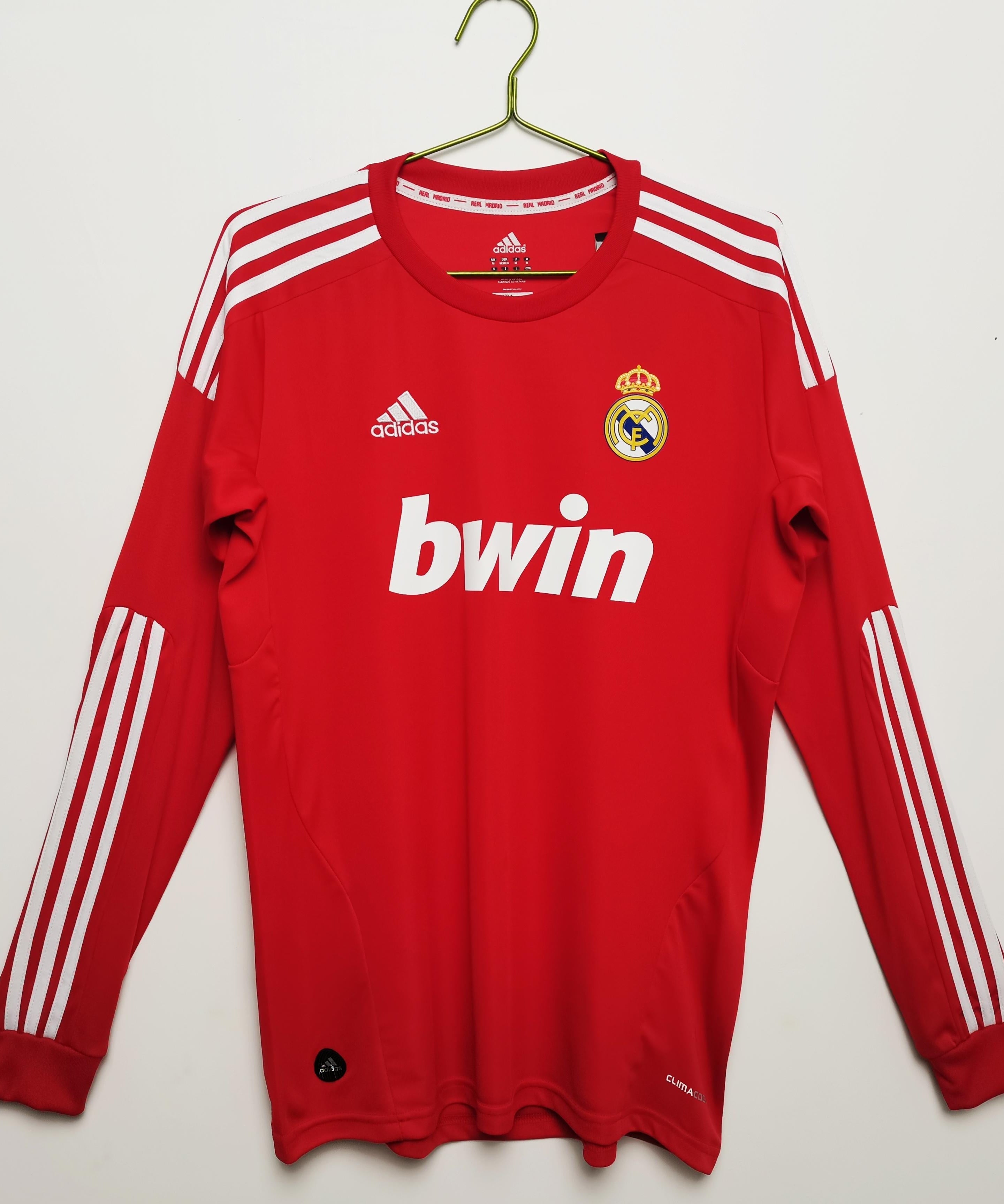 Real Madrid 2011-2012 Long Sleeve Away Kit Retro