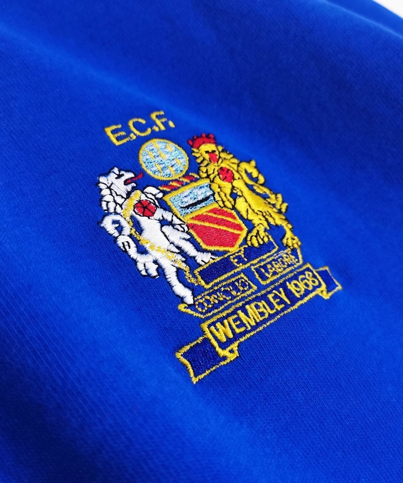 طقم تشيلسي الأساسي ذو الأكمام الطويلة لموسم 1970-1971