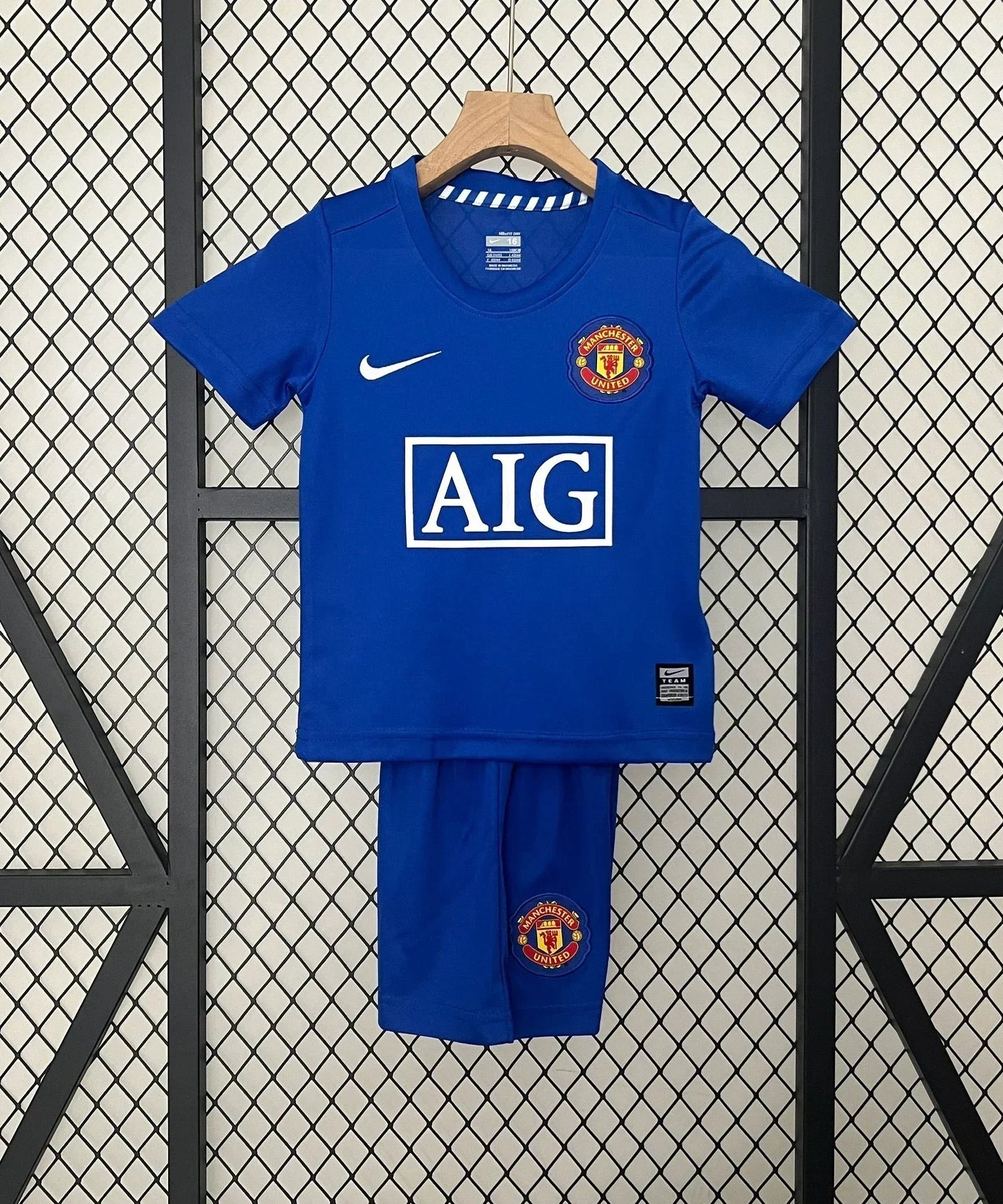 Camiseta tercera de visitante retro Manchester United 08/09 para niños