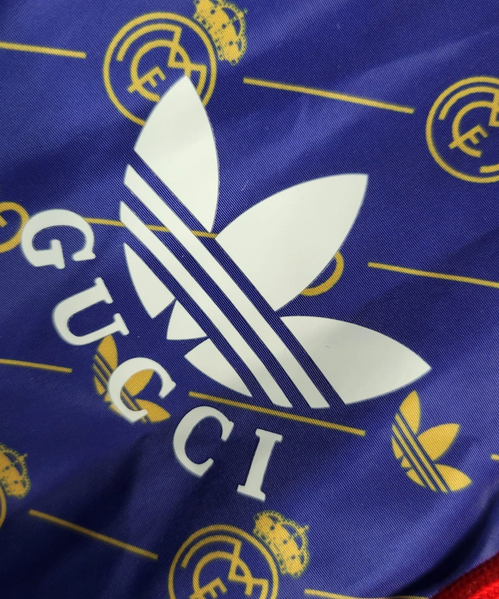 جاكيت ريال مدريد الثالث الواقي من الرياح لموسم 23/24