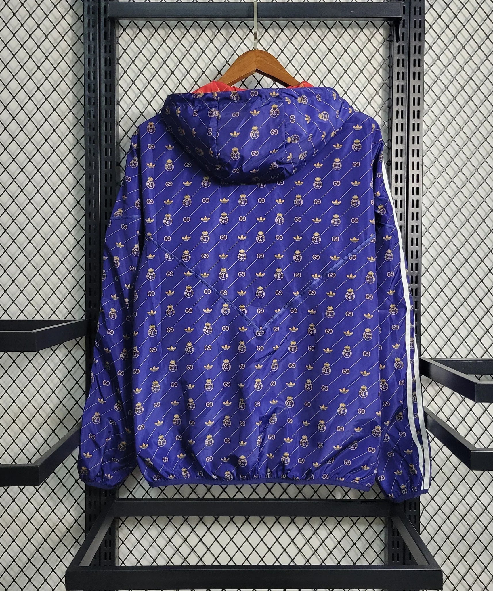 جاكيت ريال مدريد الثالث الواقي من الرياح لموسم 23/24