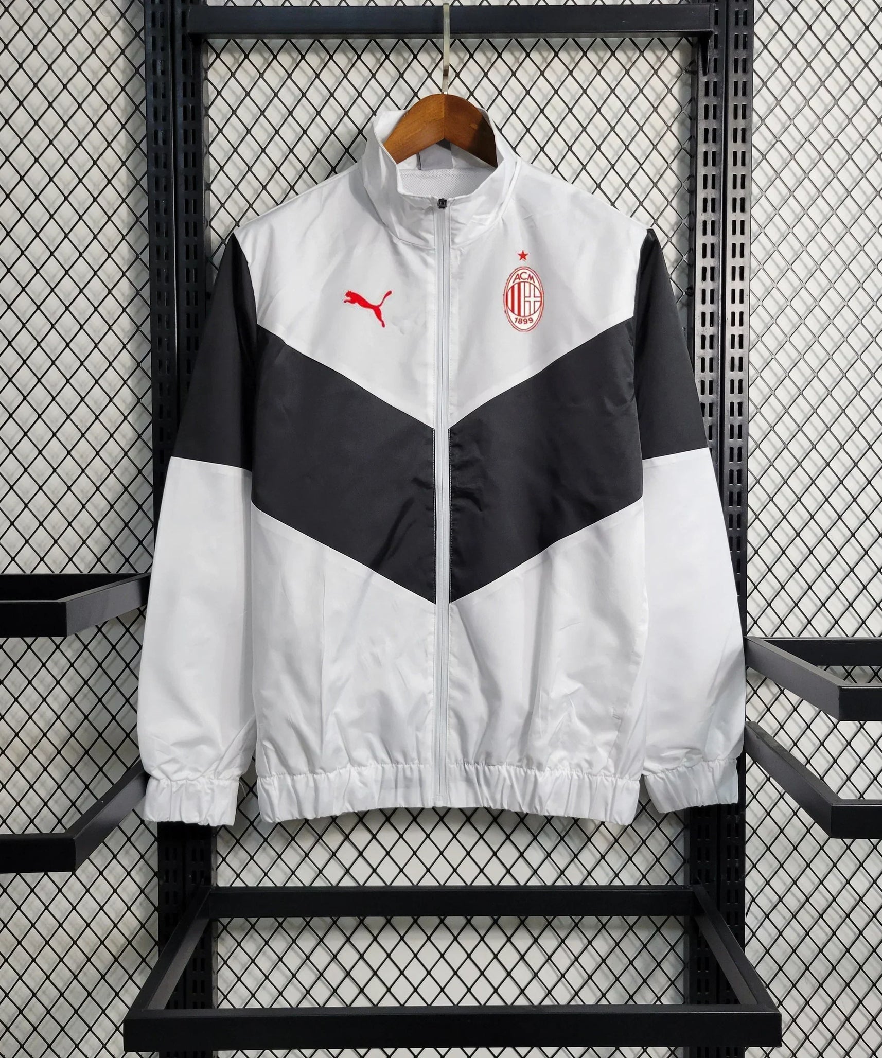 Milan Windjacke 23/24 - Weiß und Schwarz