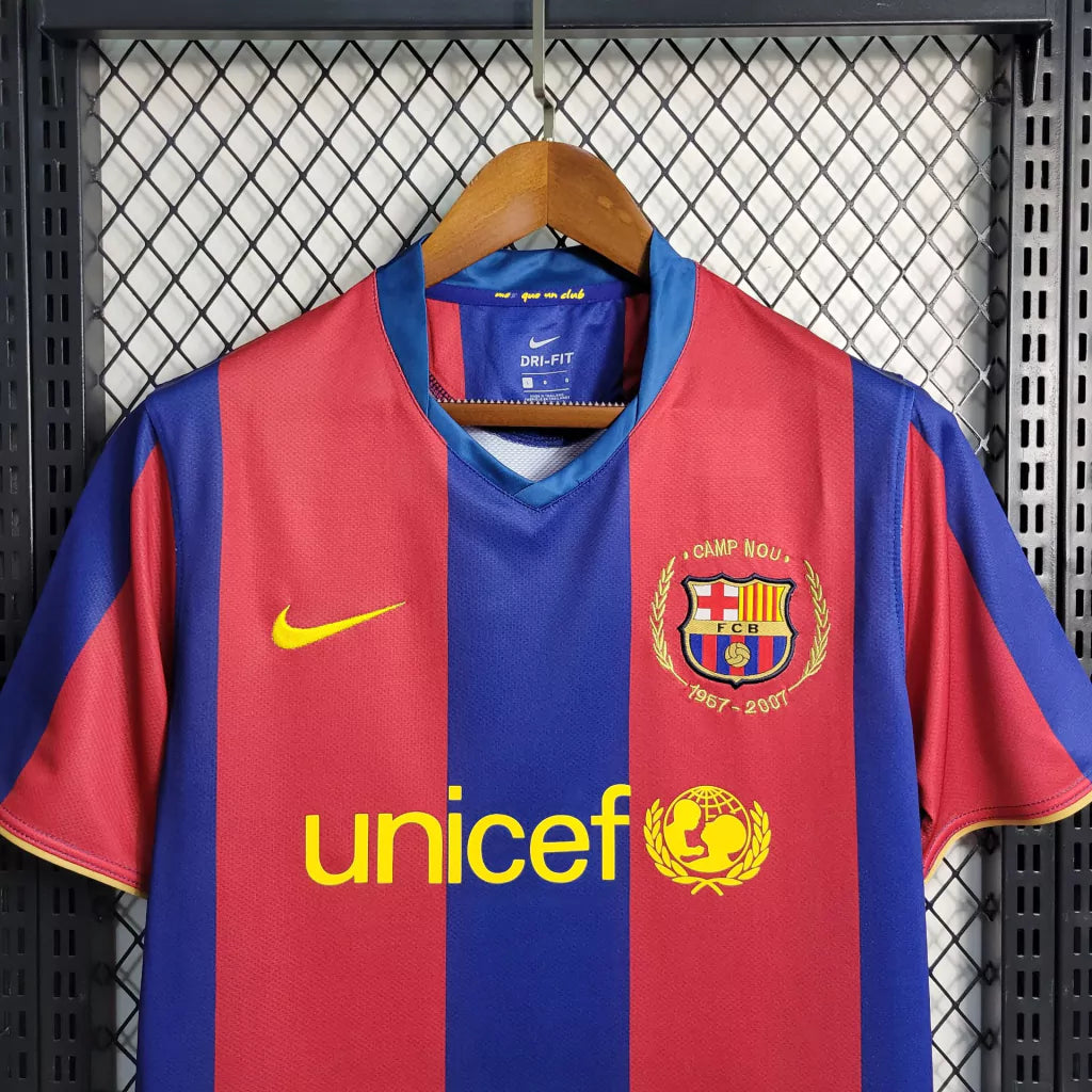 طقم برشلونة الأساسي لموسم 2007-2008