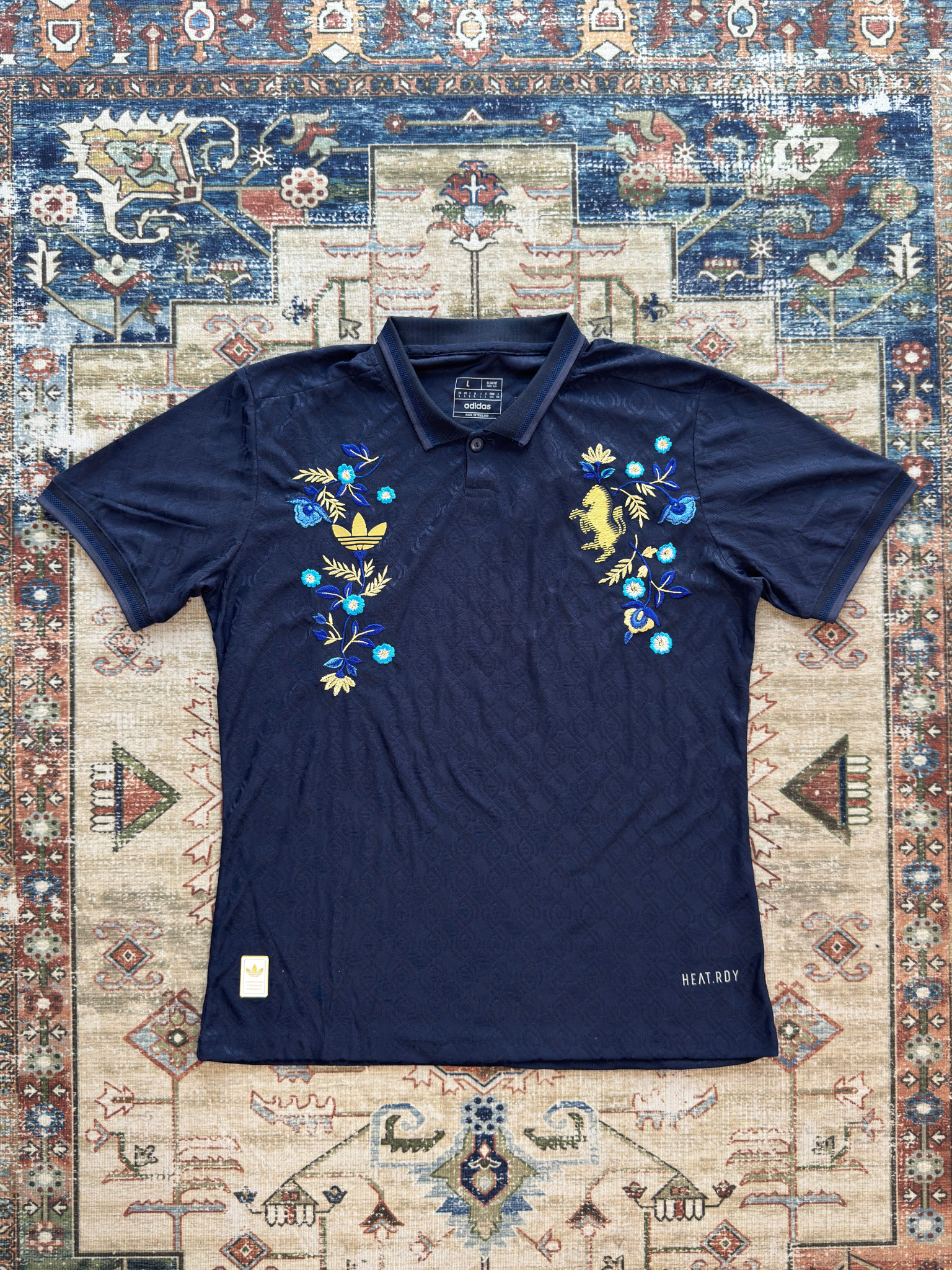 قميص يوفنتوس المطرز لموسم 2022/2023