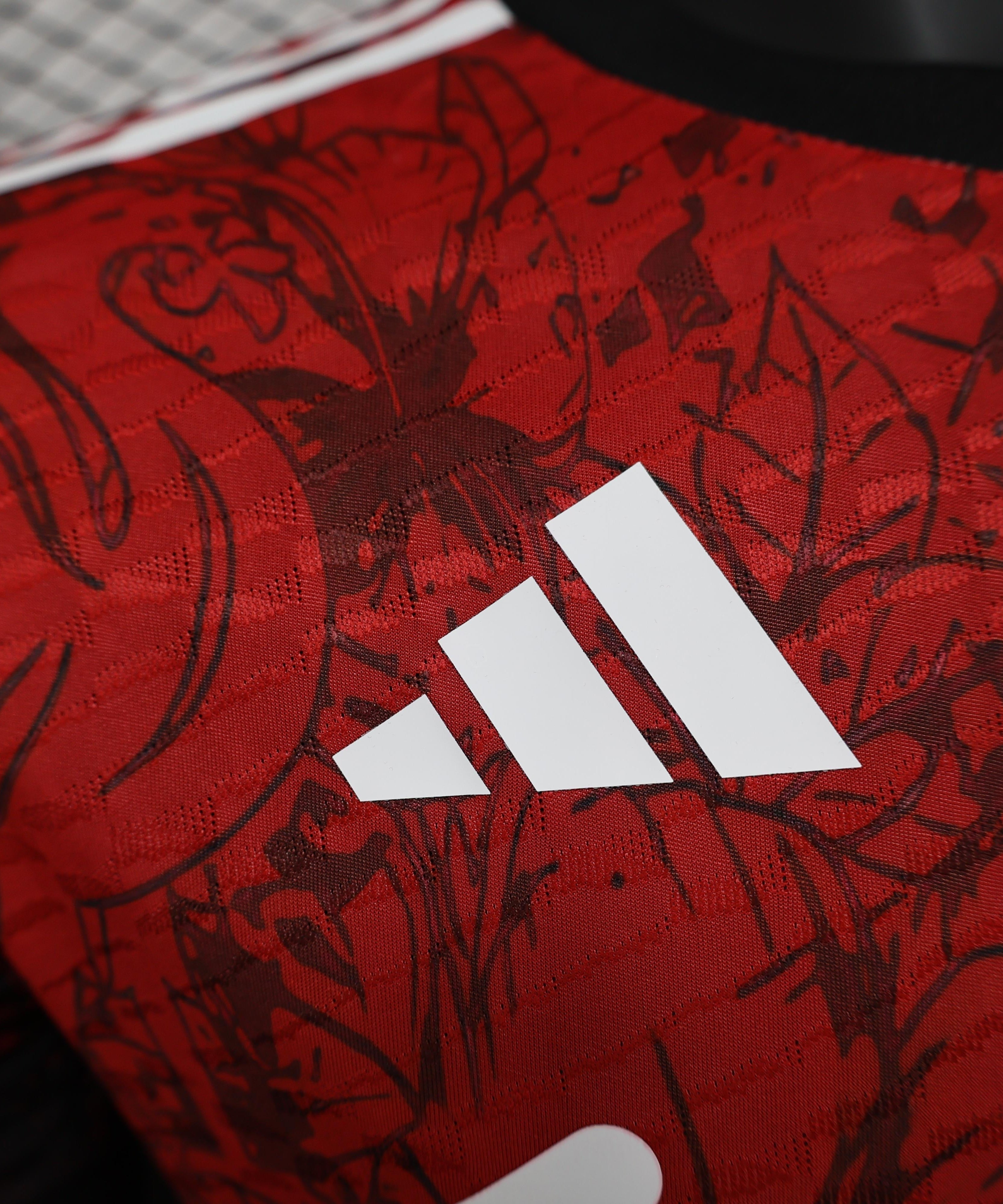 Liverpool "Flamme von Anfield" Spezial-Kit