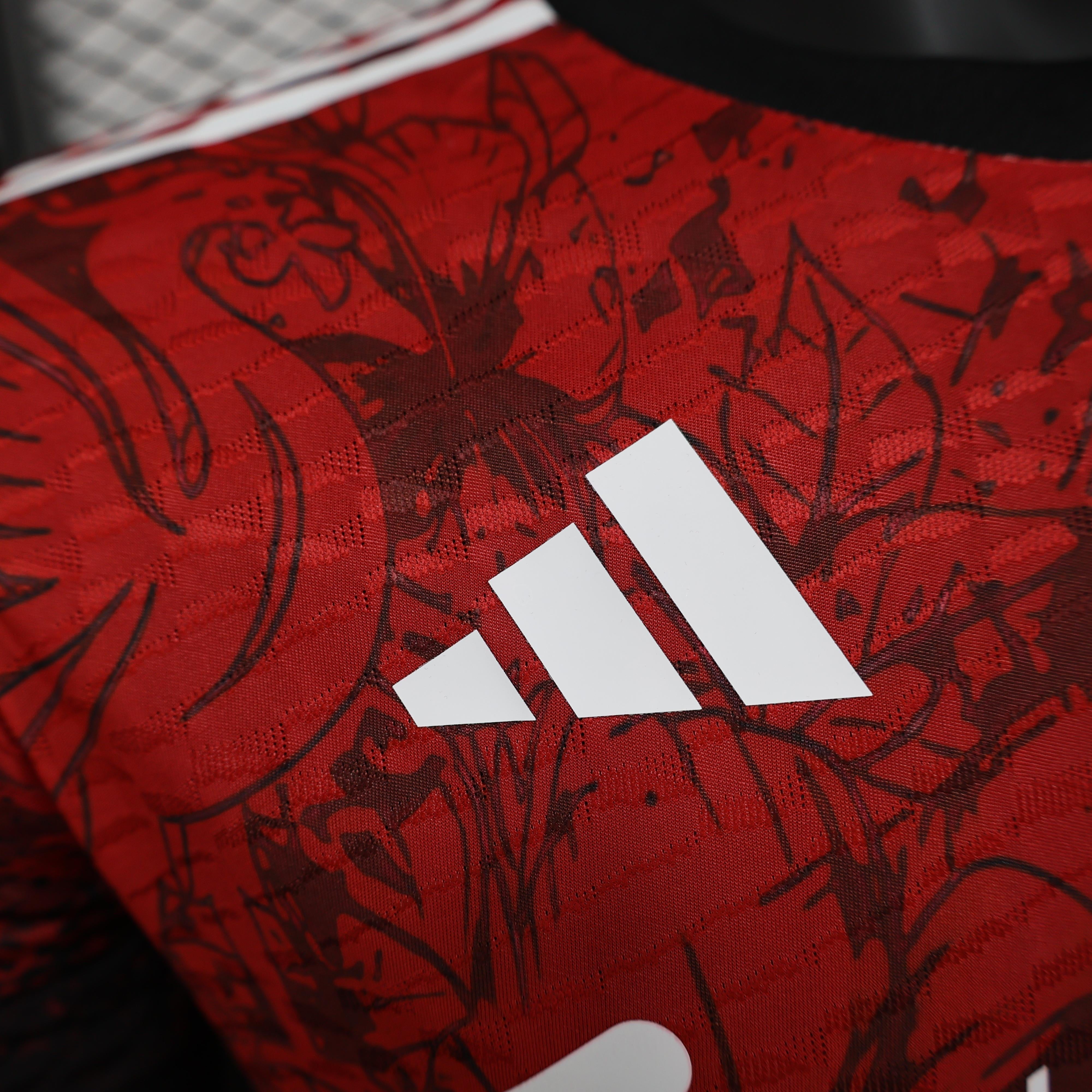 Liverpool "Flamme von Anfield" Spezial-Kit