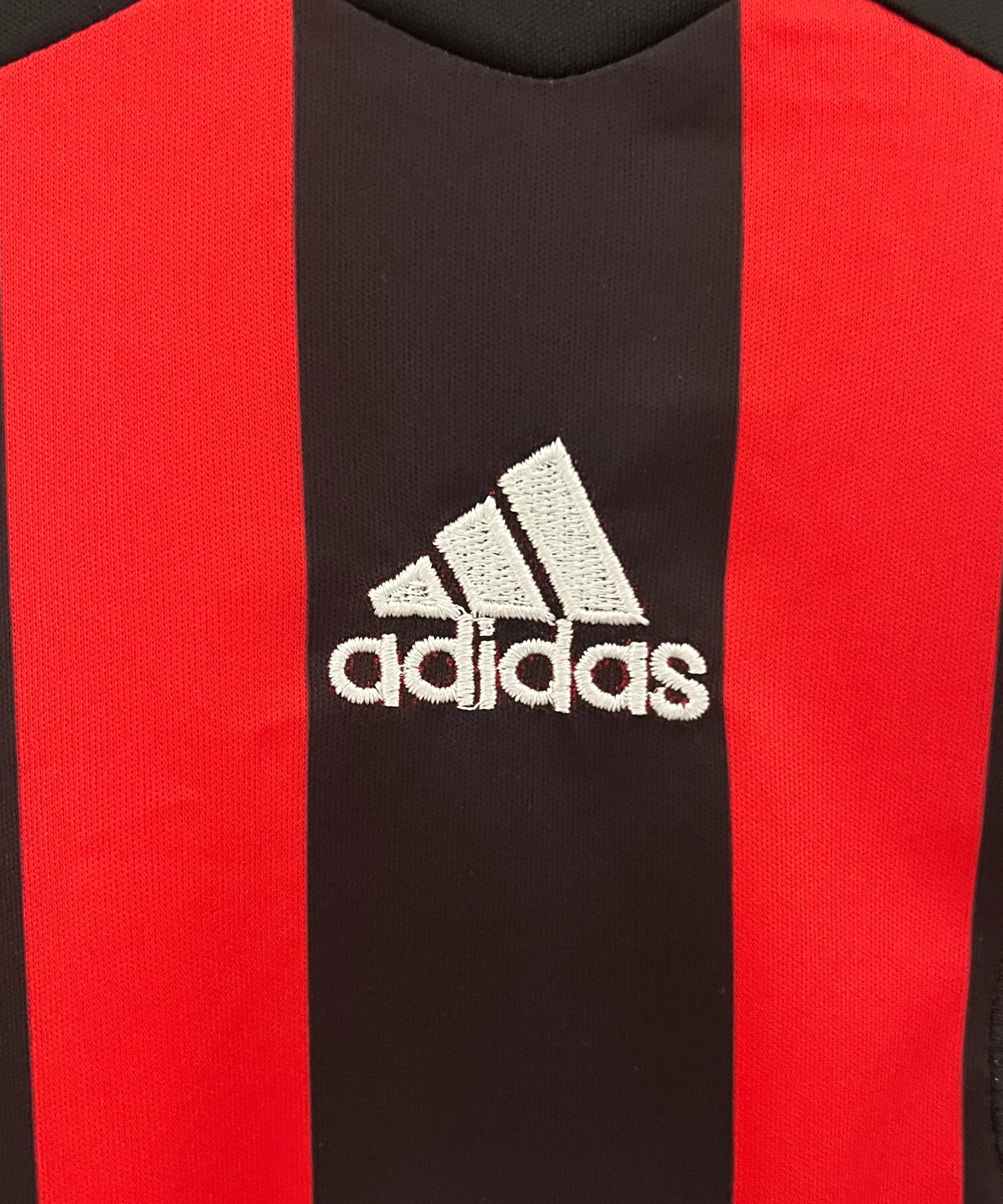 AC Milan Retro 06/07 Home Jersey