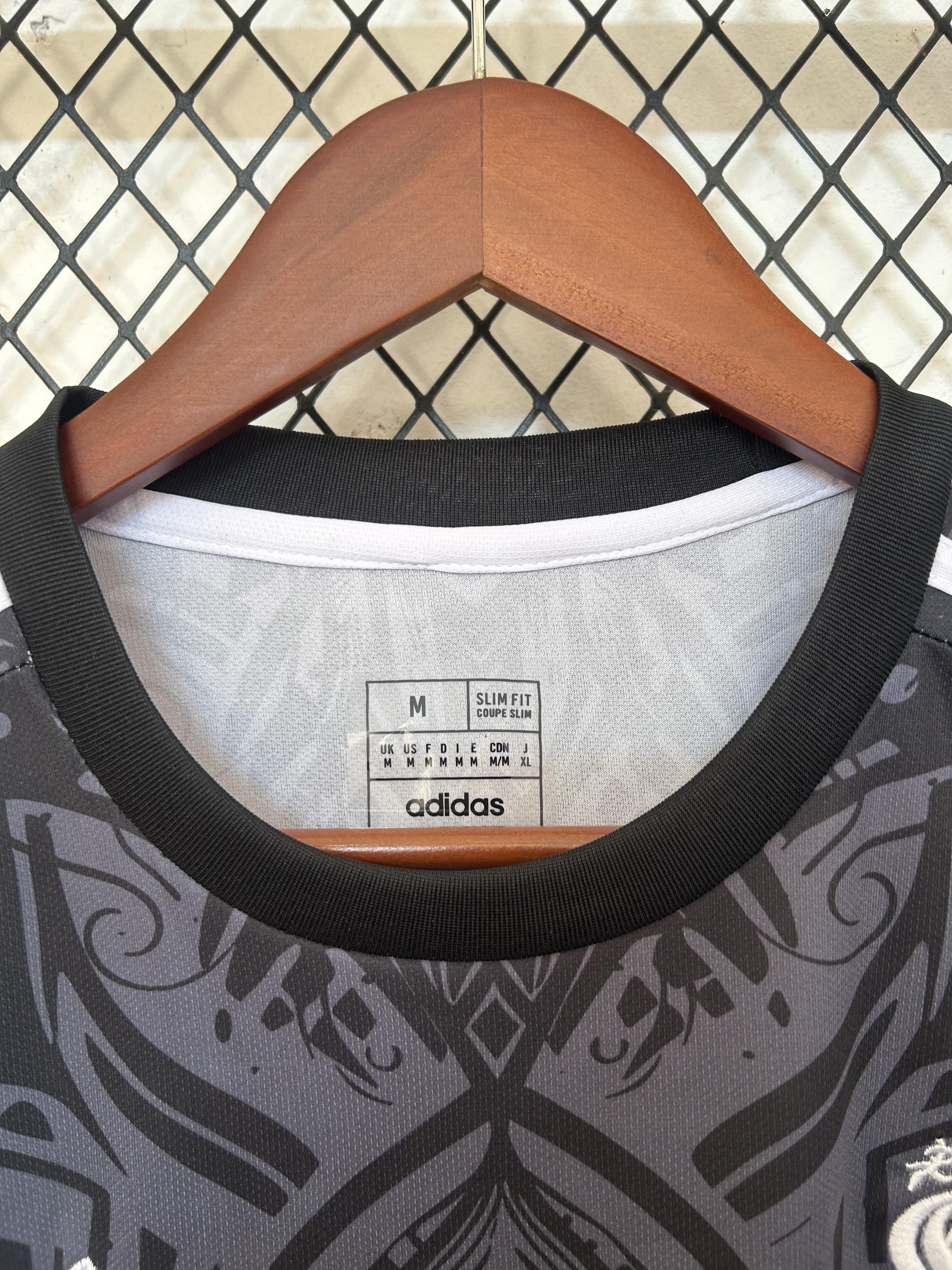 Liverpool "Abyssal Drake" Spezial-Kit