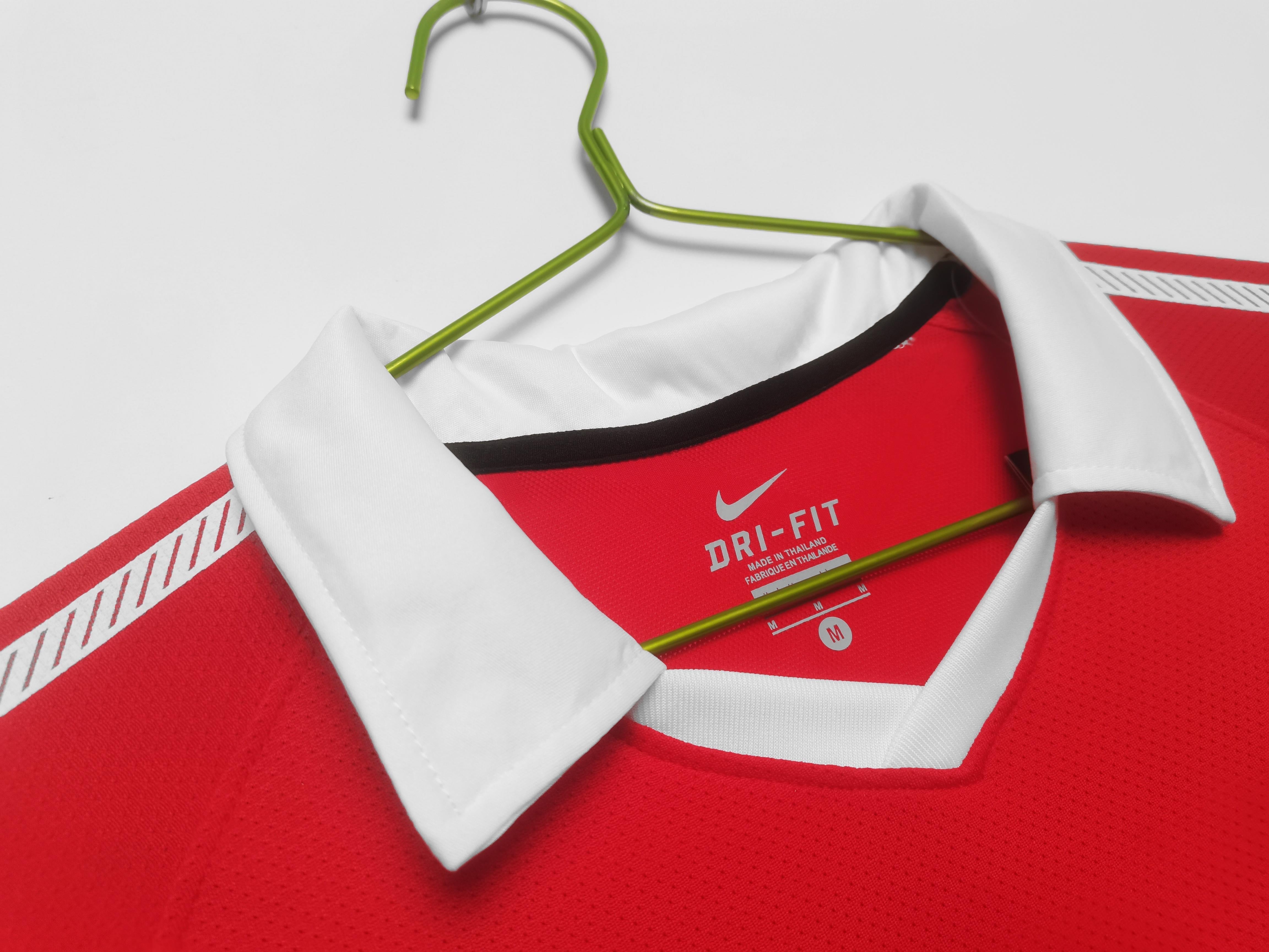 Equipación Local de Manga Larga del Manchester United 2010-2011