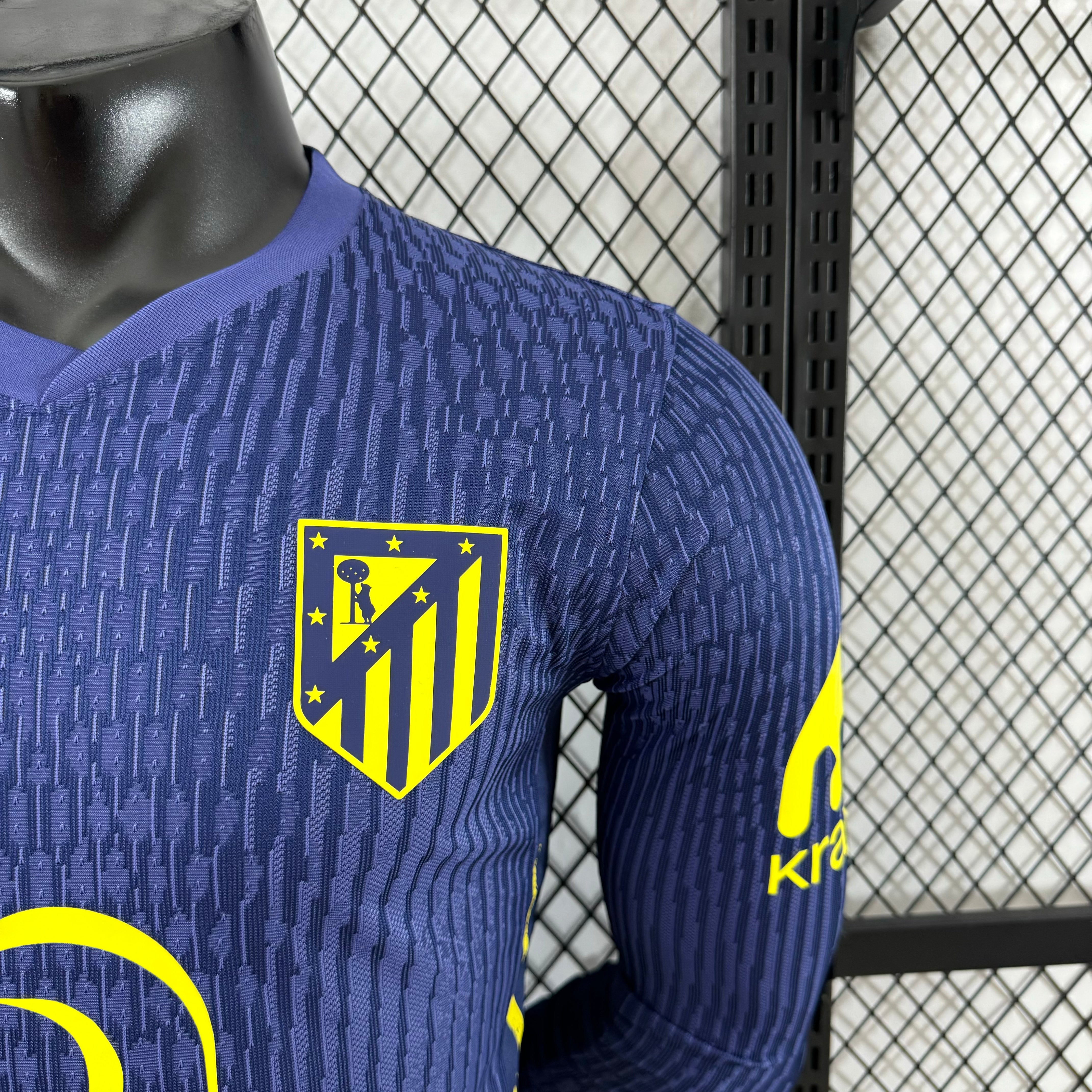 Atletico Madrid 2025-2026 Long Sleeve Away Kit
