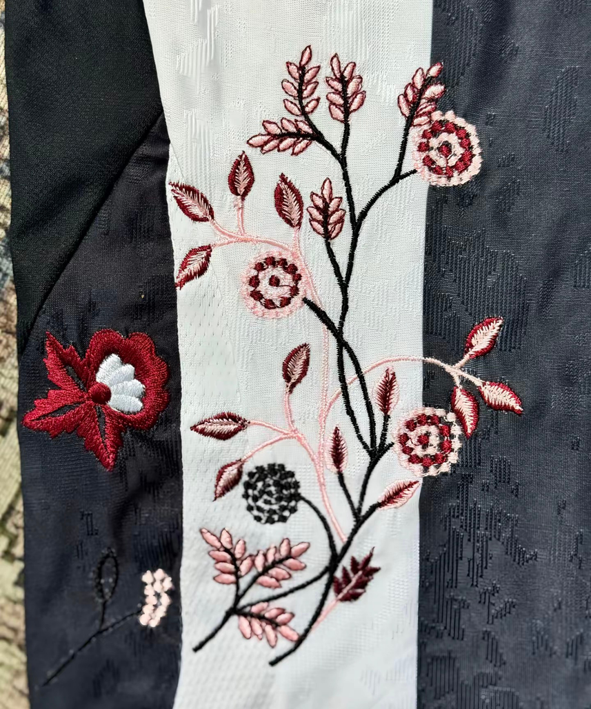 قميص يوفنتوس المطرز لموسم 2025/2026