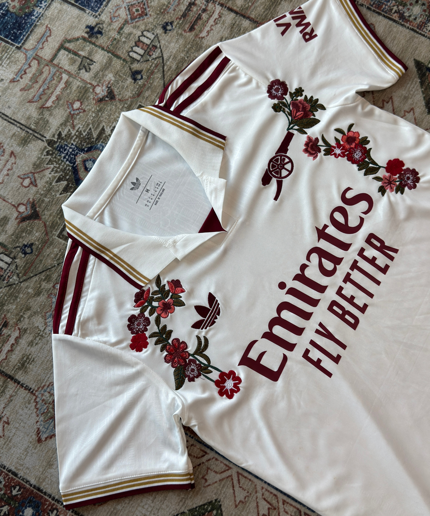 قميص أرسنال المطرز لموسم 2024/2025