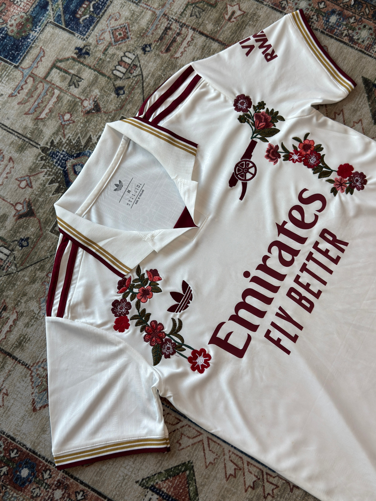 قميص أرسنال المطرز لموسم 2024/2025