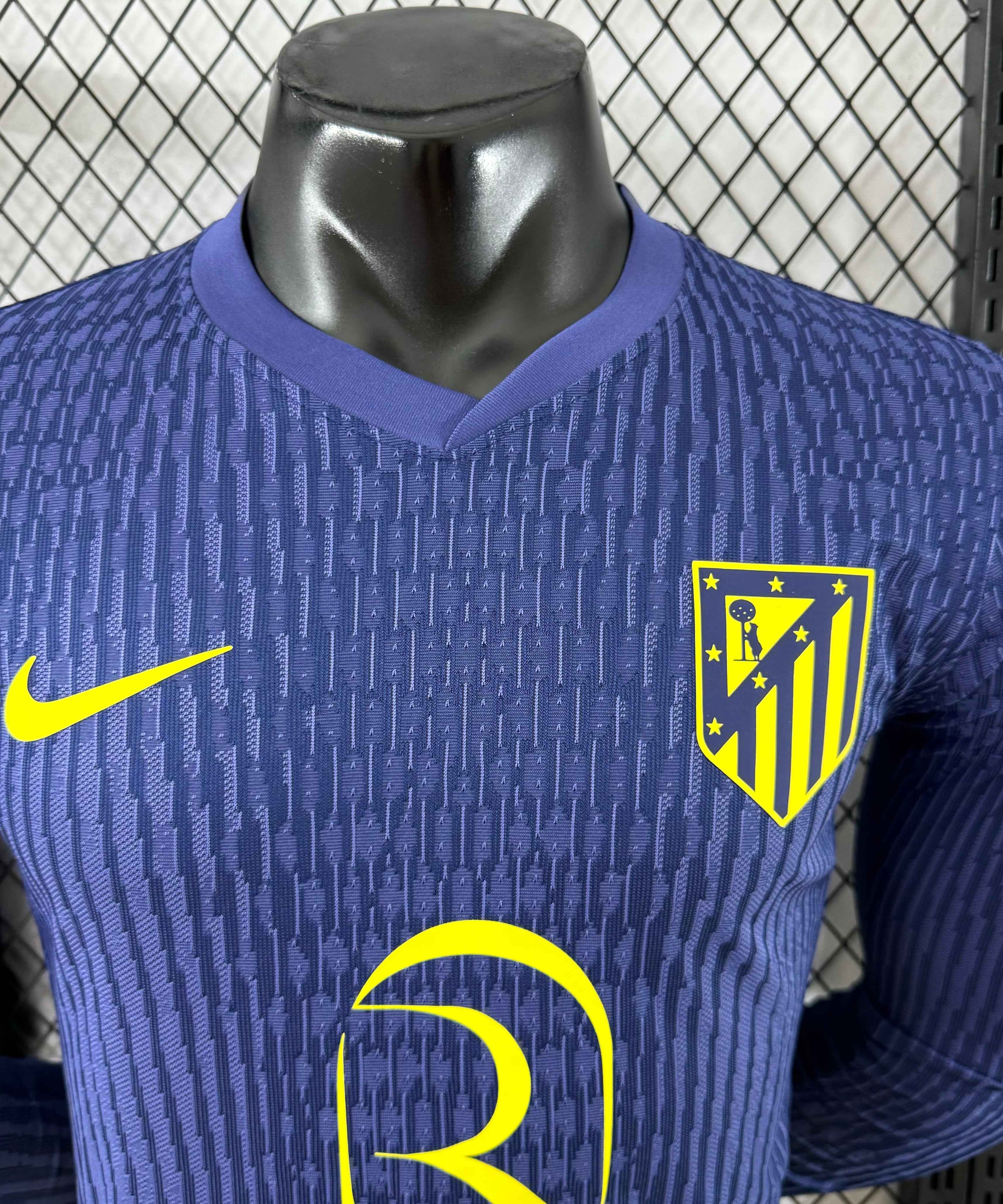 Atletico Madrid 2025-2026 Long Sleeve Away Kit