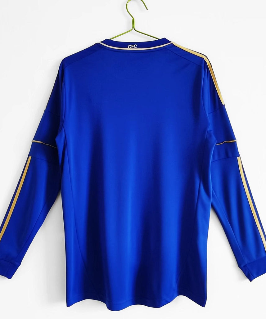 طقم تشيلسي الأساسي لموسم 2012-2013