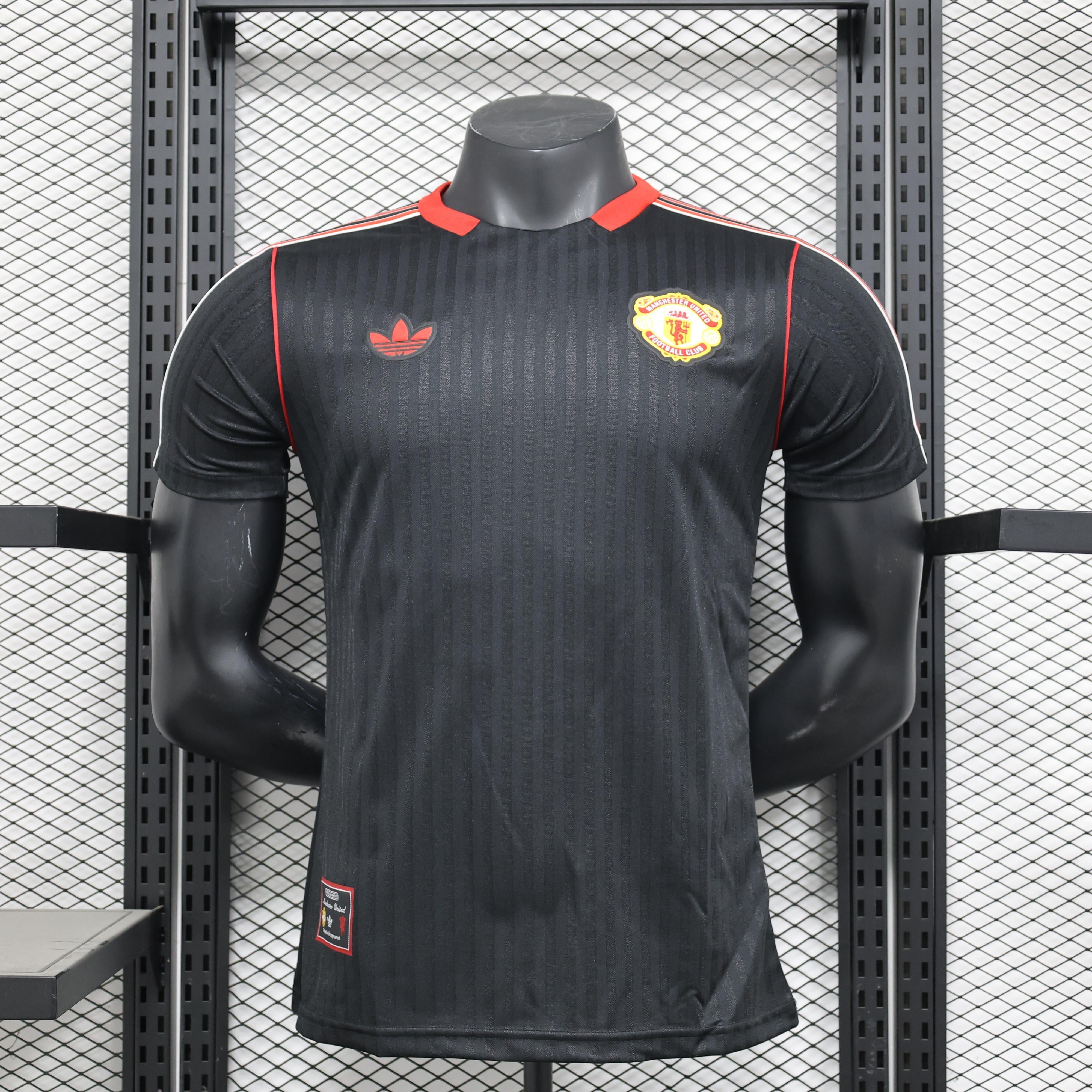 Manchester United 2025-2026 Away Kit