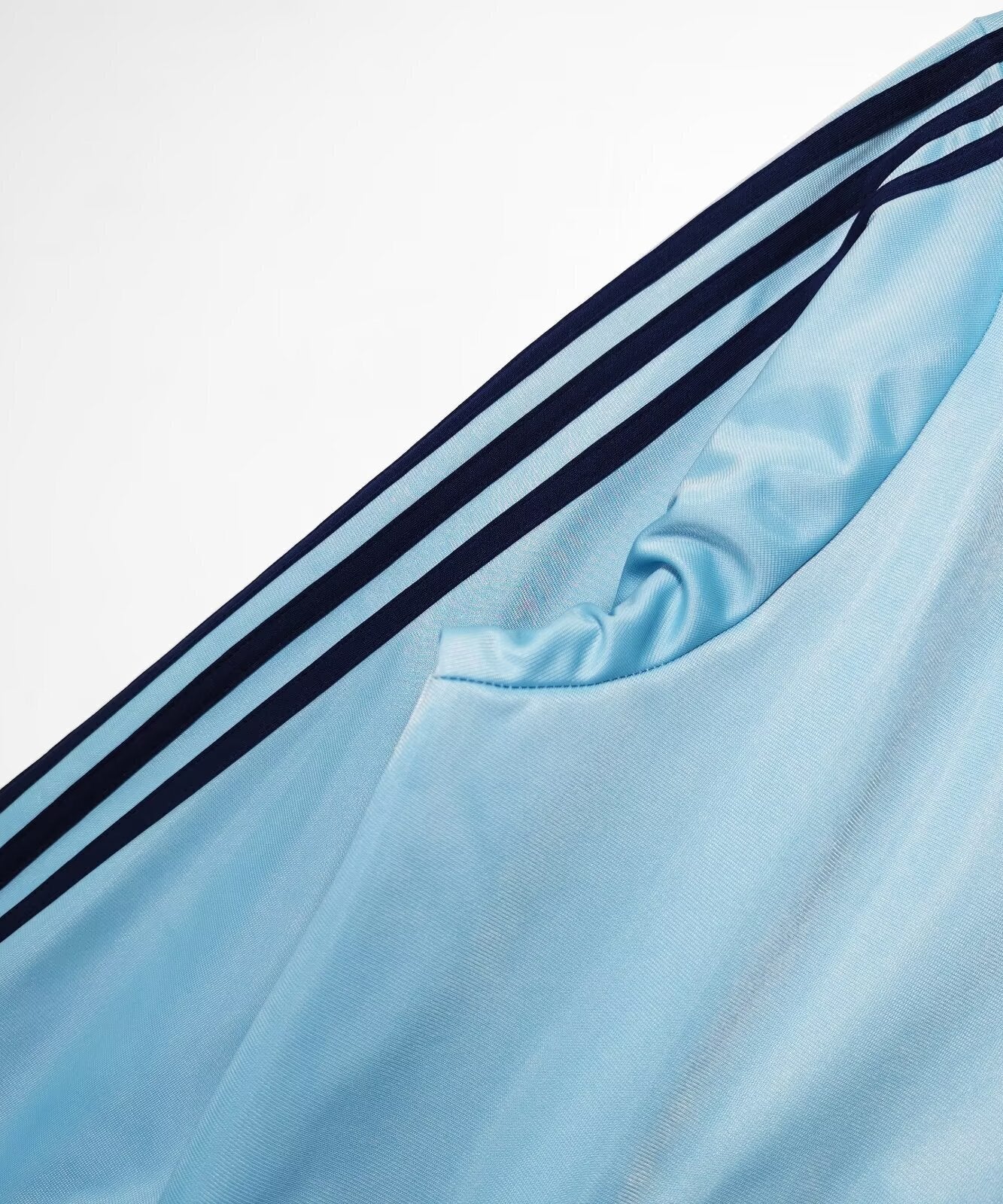 Football X Streetwear Azul Brillante 2025-2026