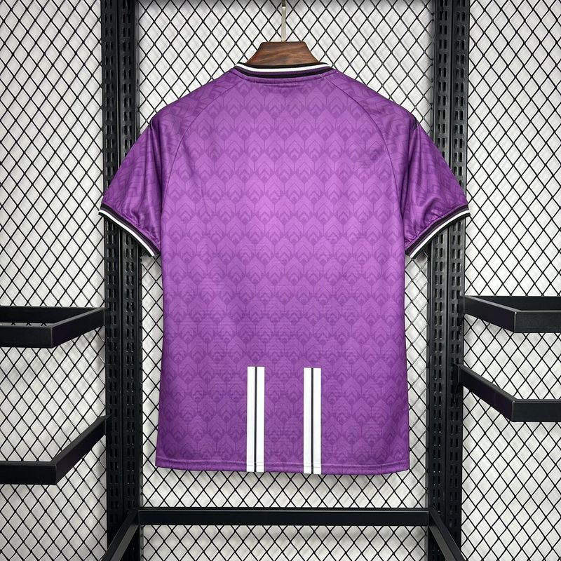 Valladolid 24-25 home kit
