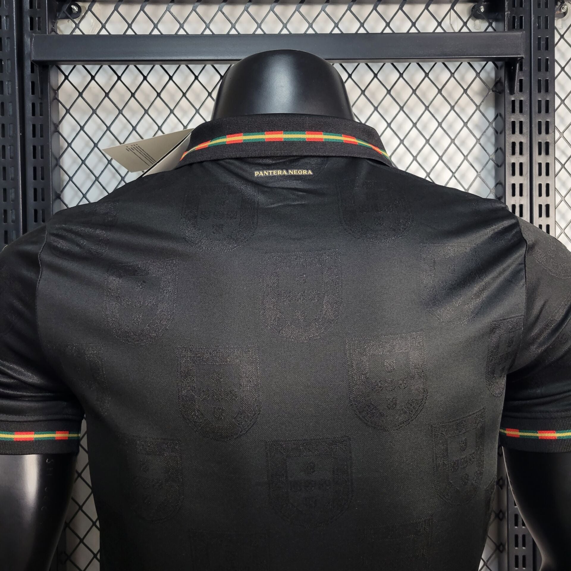 قميص البرتغال الأسود - إصدار خاص 0010/1965