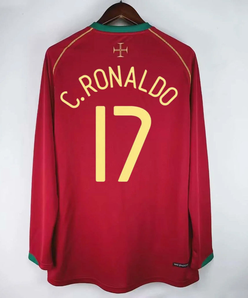 طقم منتخب البرتغال الأساسي ذو الأكمام الطويلة لموسم 2006-2007