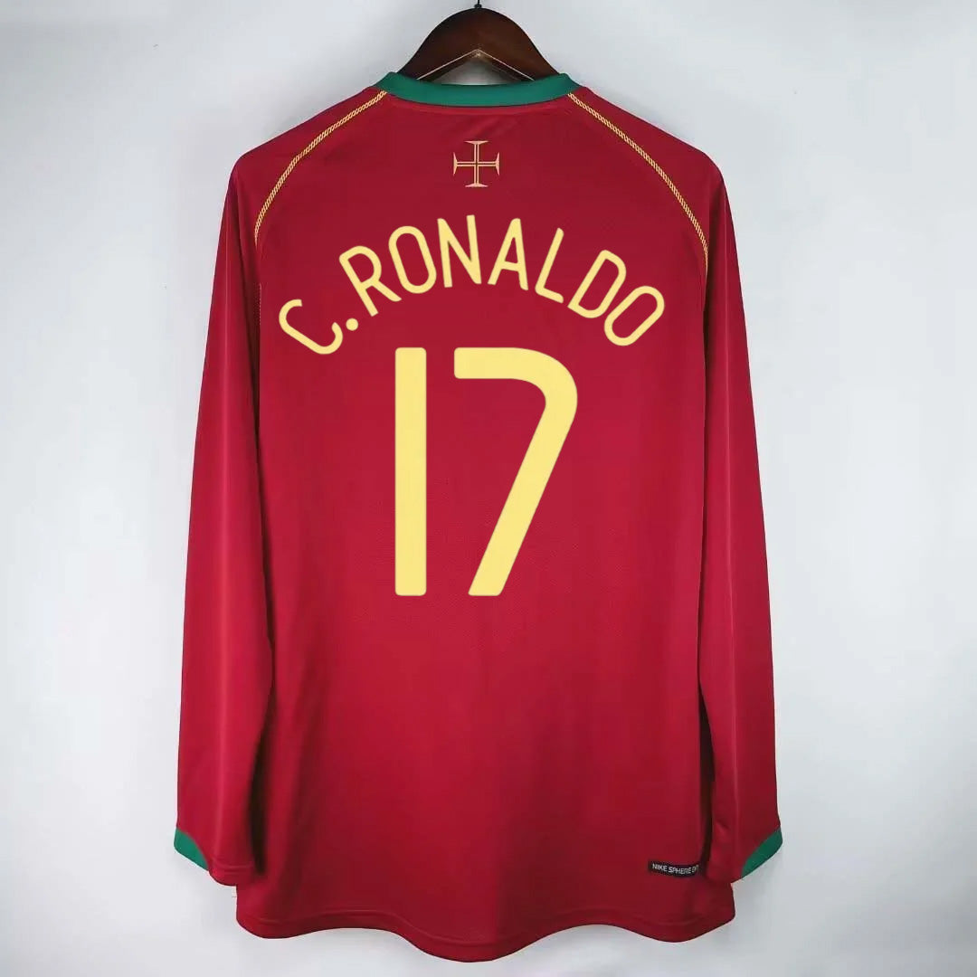 طقم منتخب البرتغال الأساسي ذو الأكمام الطويلة لموسم 2006-2007