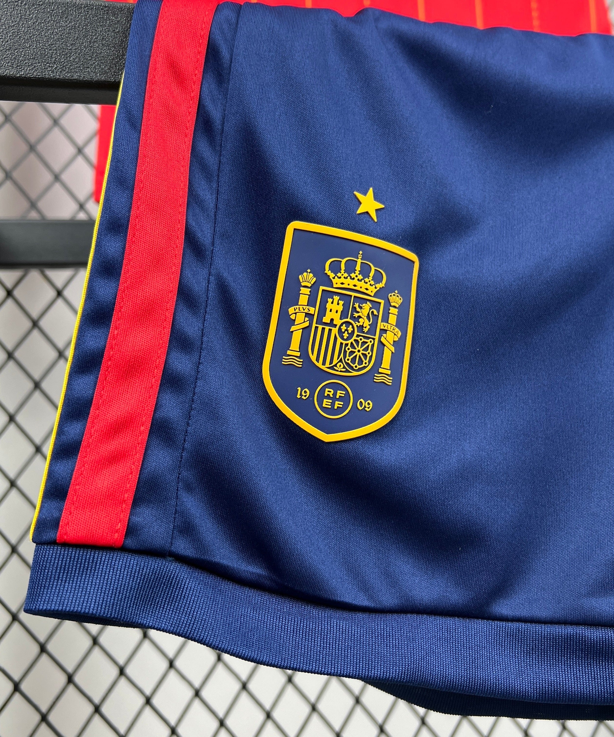 Kinder Spanien 2026 WM Heimtrikot