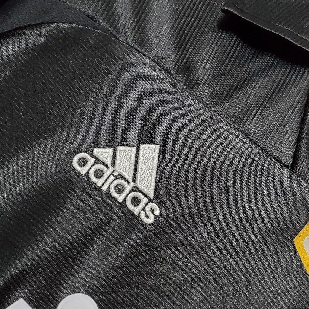 Real Madrid 98-99  Black Retro