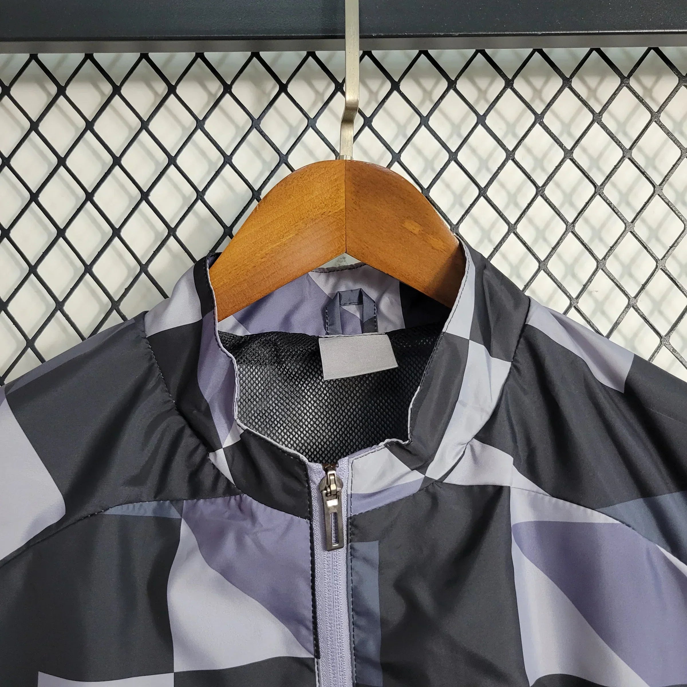 جاكيت مانشستر سيتي الواقي من الرياح 23/24