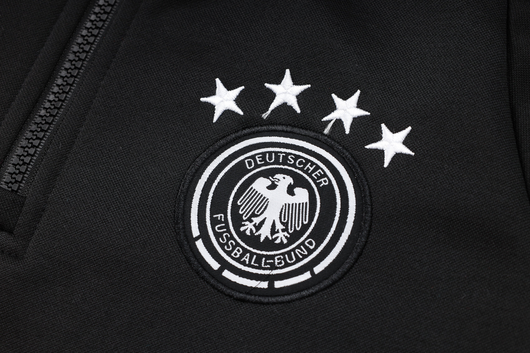 Chándal Negro y Rosa Alemania 2024