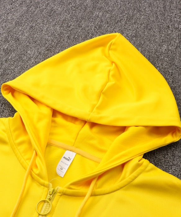 بدلة رياضية سوداء وصفراء من بوروسيا دورتموند