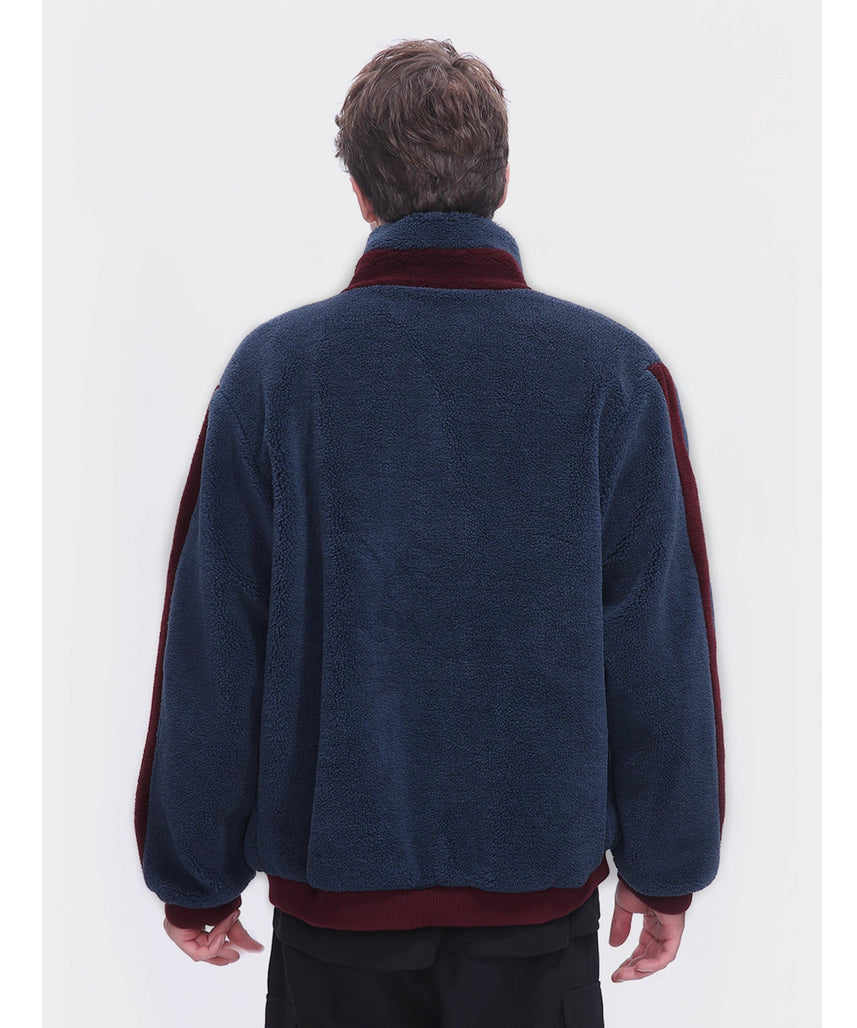 جاكيت صوف من نادي برشلونة