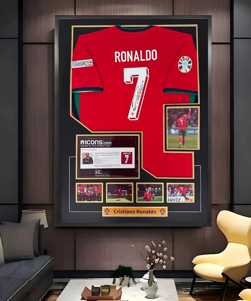 Cristiano Ronaldo Portugal Signiertes Gerahmtes Trikot