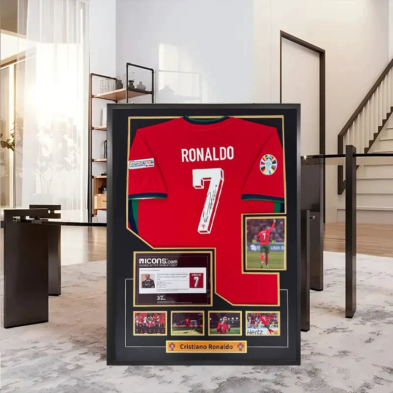 Cristiano Ronaldo Portugal Signiertes Gerahmtes Trikot