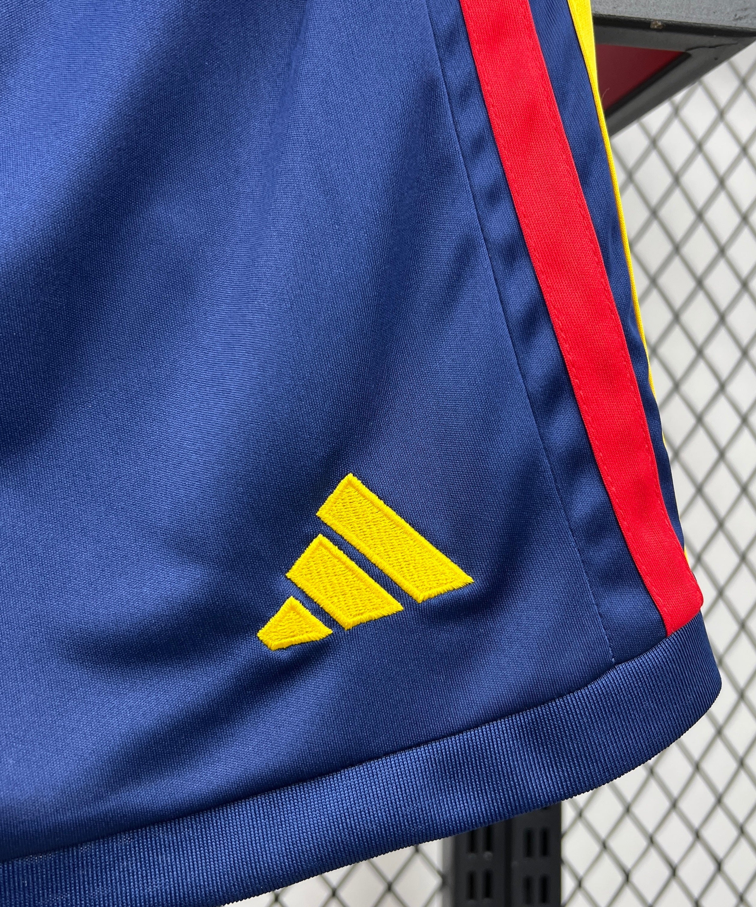Kinder Spanien 2026 WM Heimtrikot