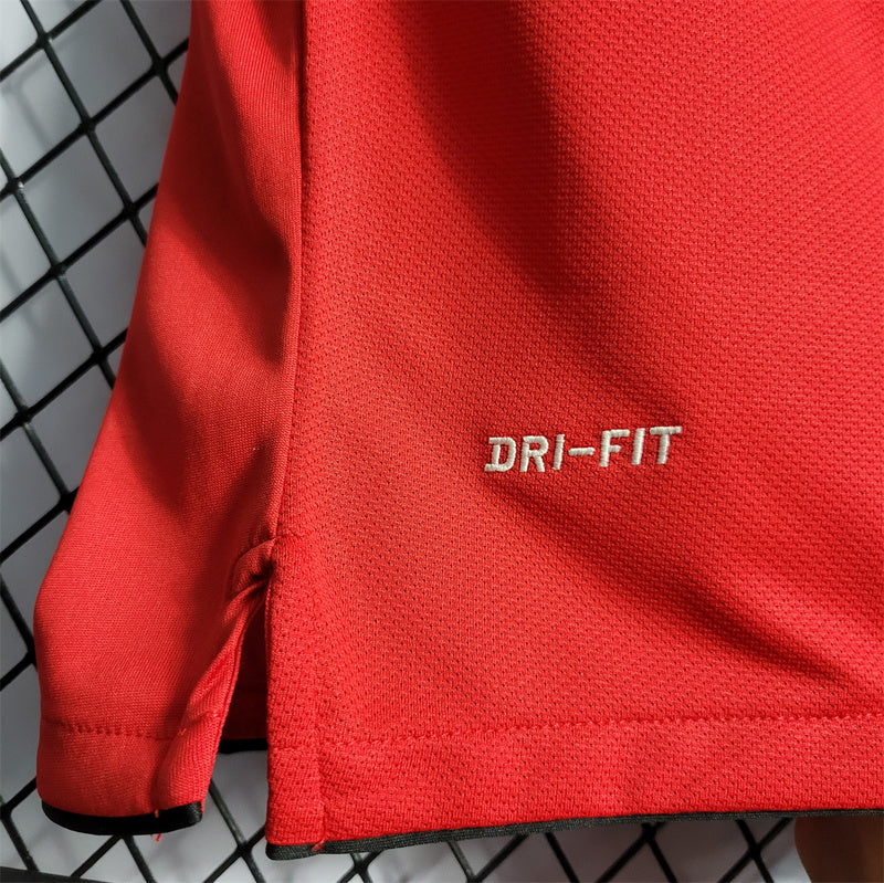 Manchester United 10-11 Heim Retro